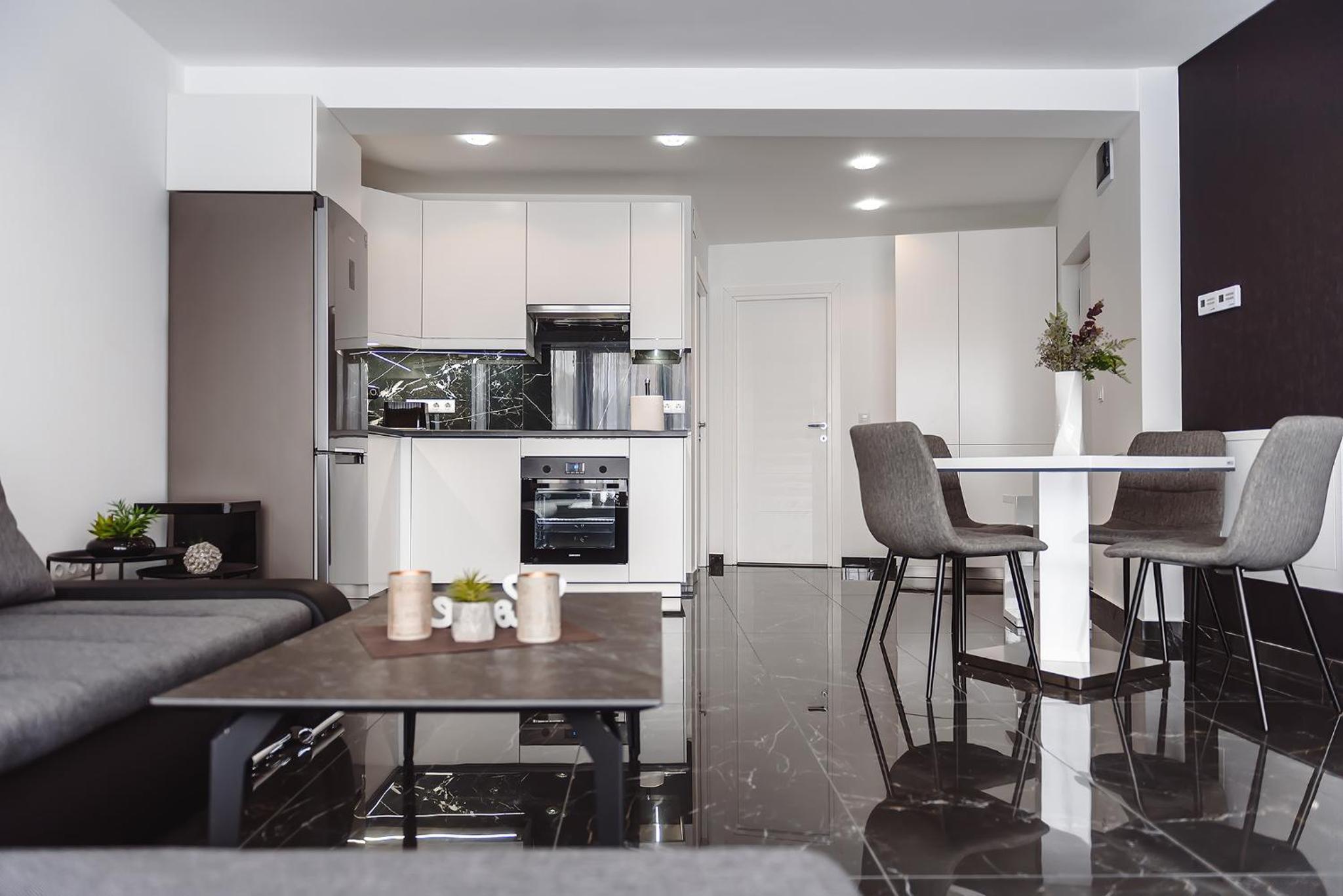 One-Bedroom Apartment - Photo 16