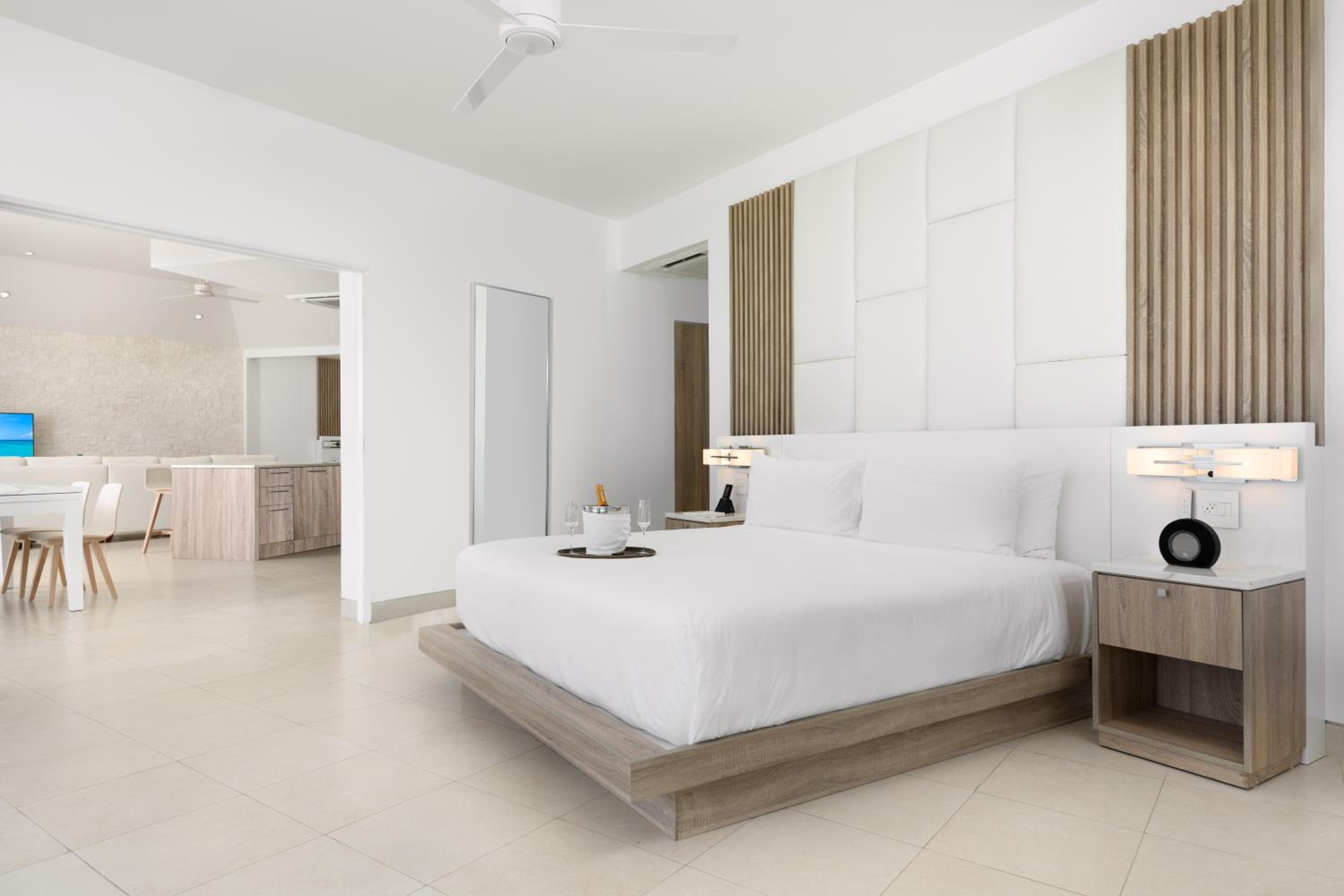 Two-Bedroom Suite - Photo 7