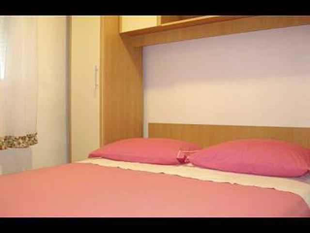 Apartment 3 photo 1