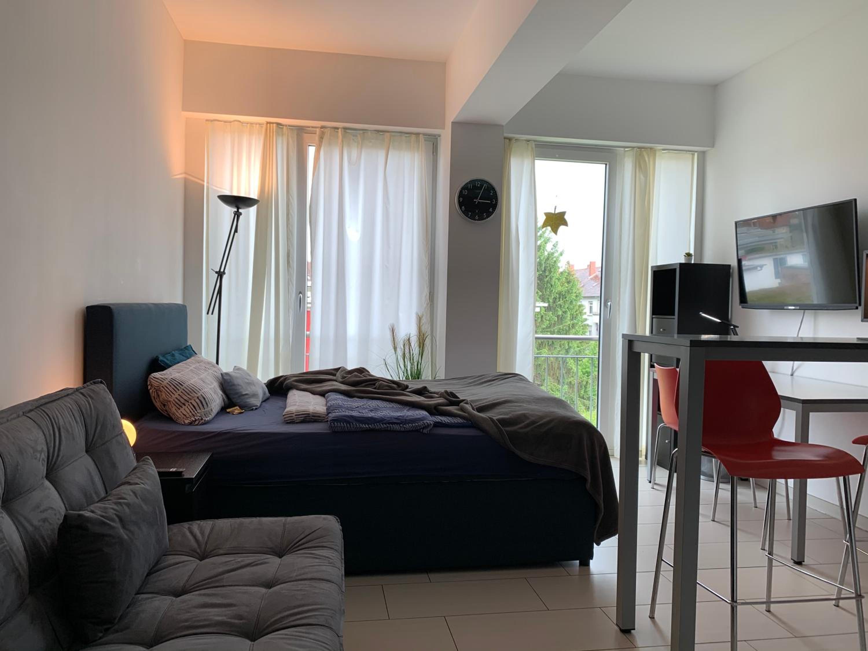 One-Bedroom Apartment photo 1