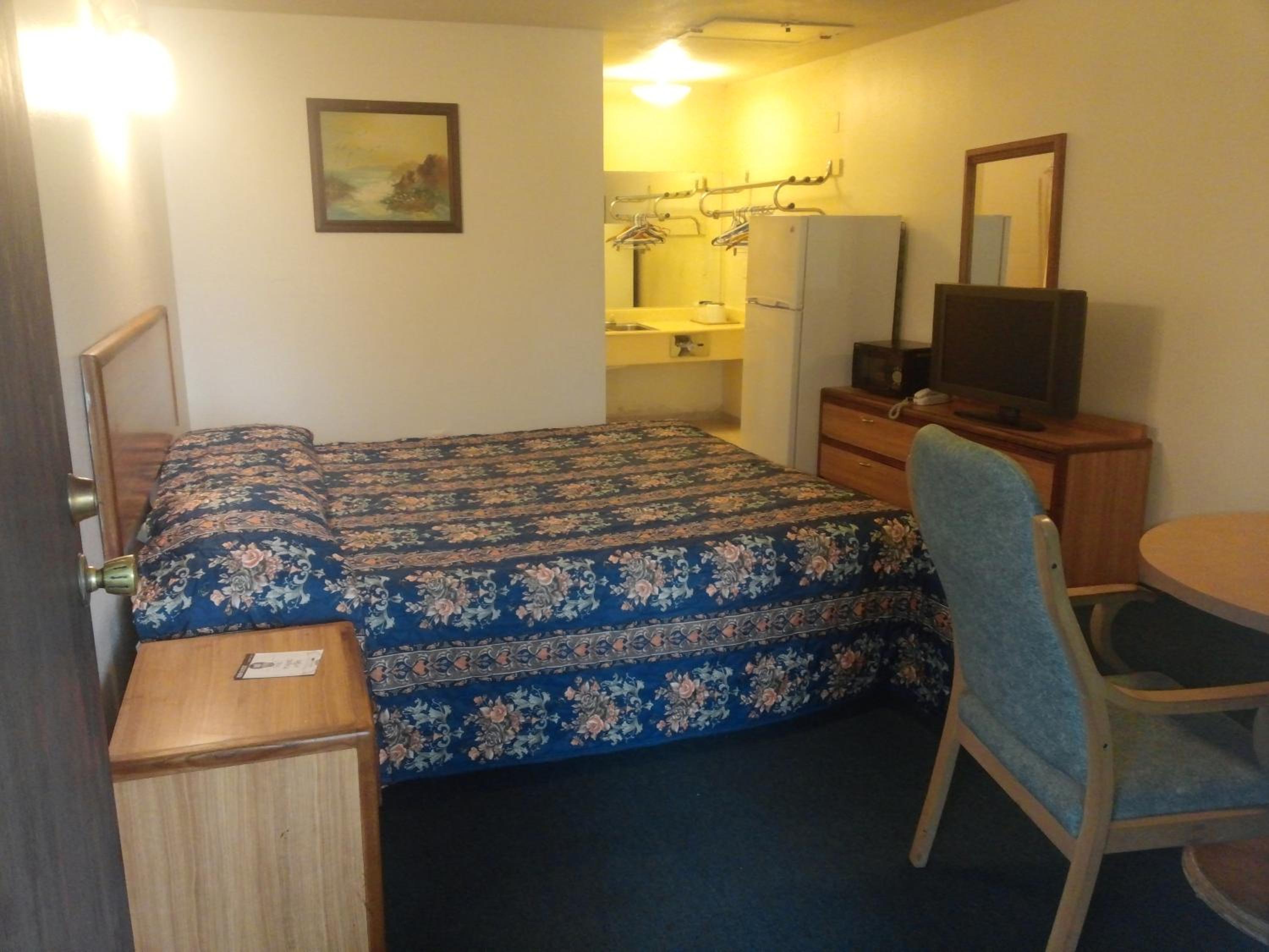 Deluxe King Room - Photo 1