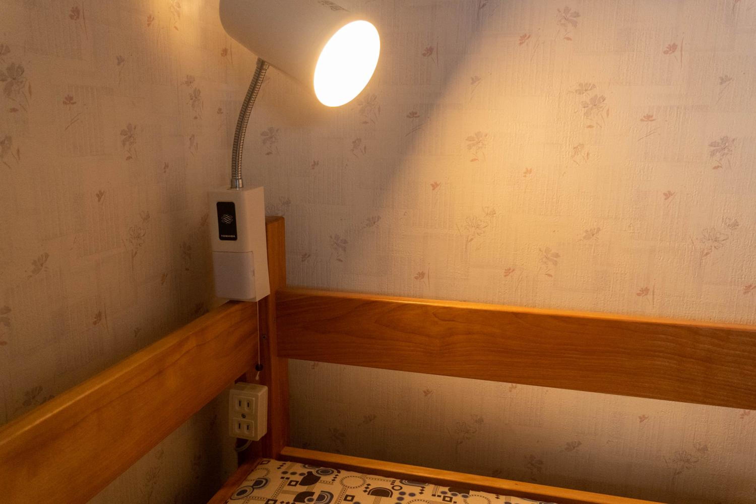 Bed in 6-Bed Female Dormitory Room photo 3