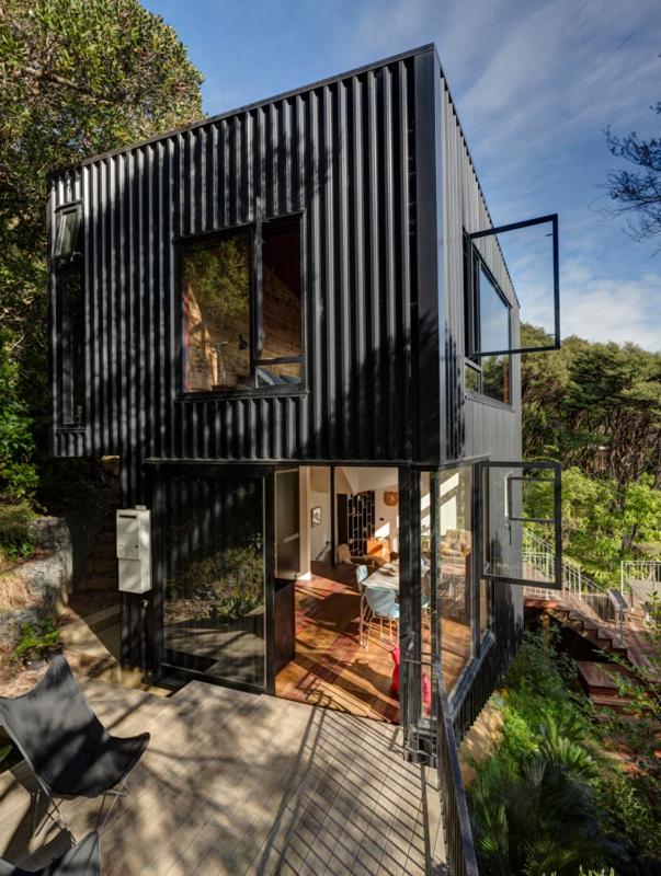 One-Bedroom House photo 1