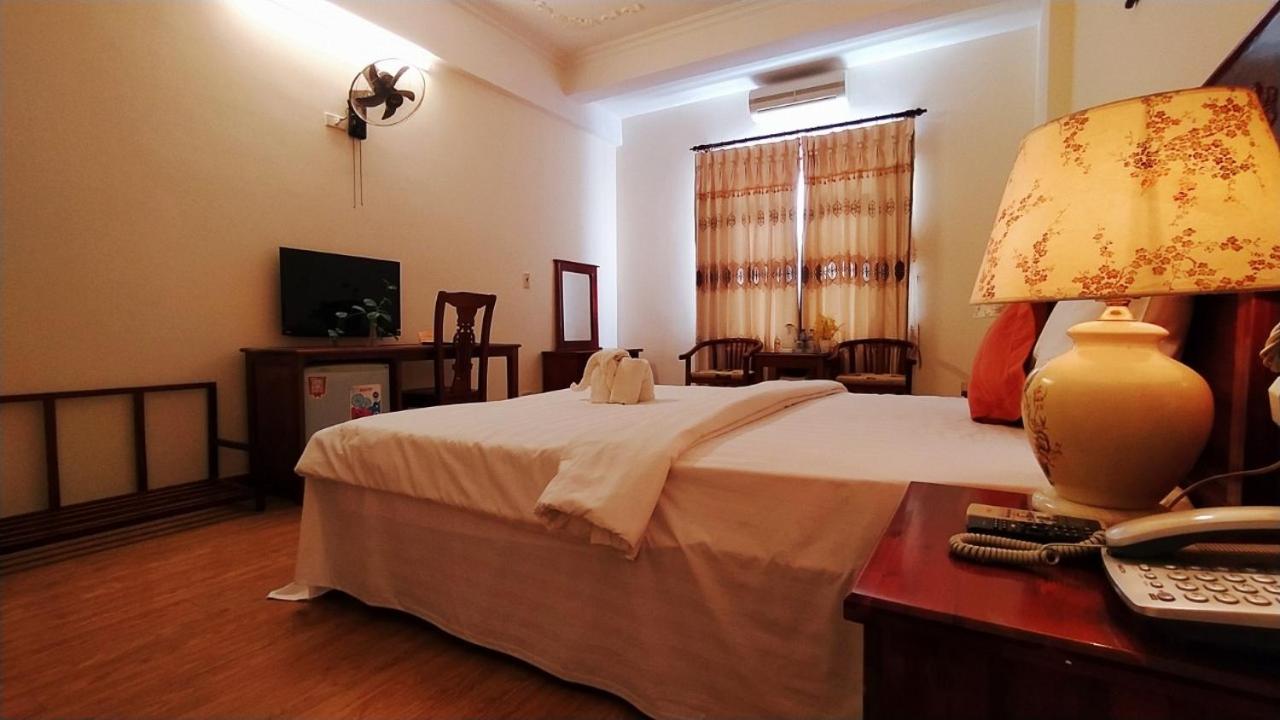 Deluxe Double or Twin Room