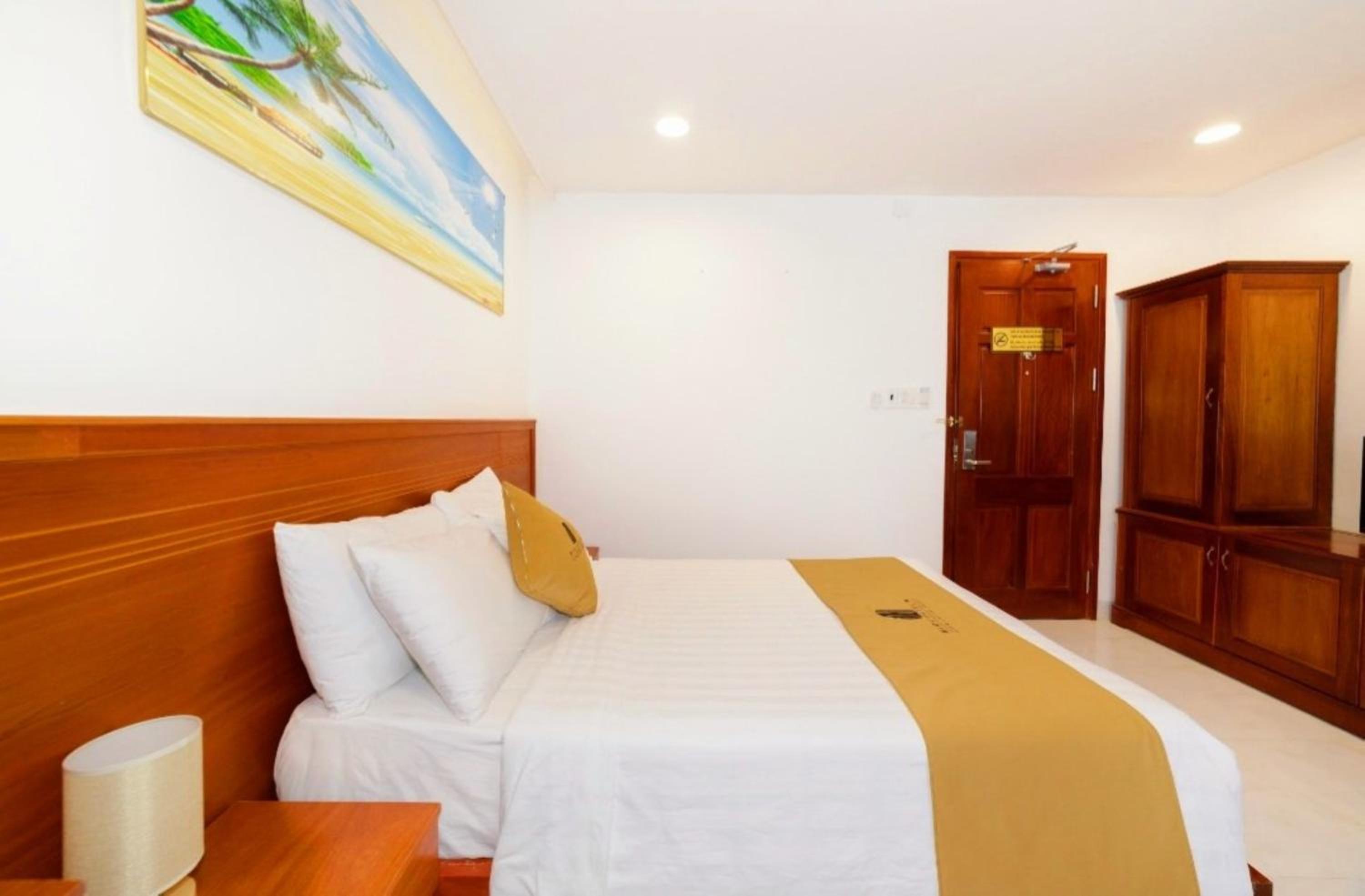 Standard Double Room - Photo 1