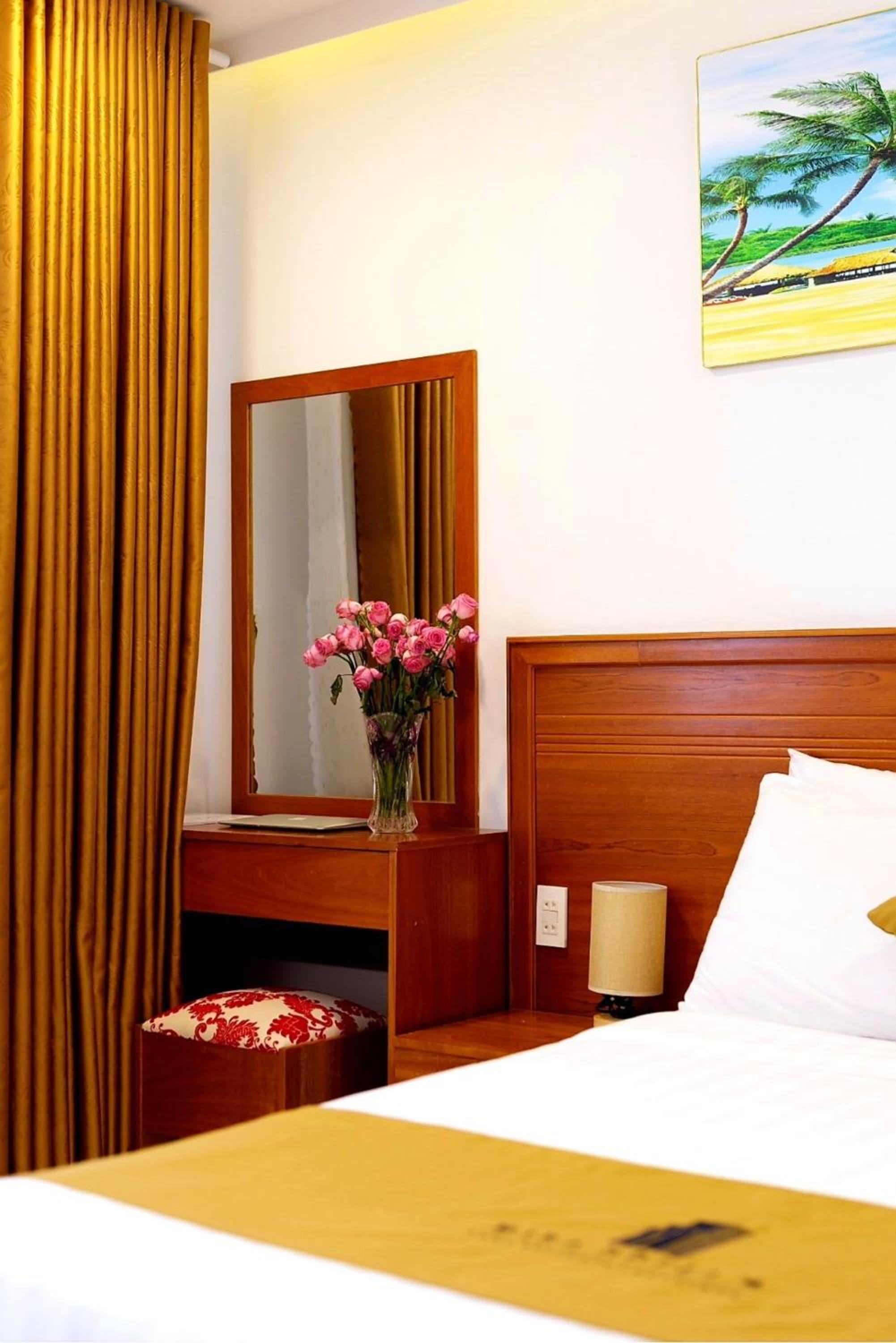 Standard Double Room - Photo 9