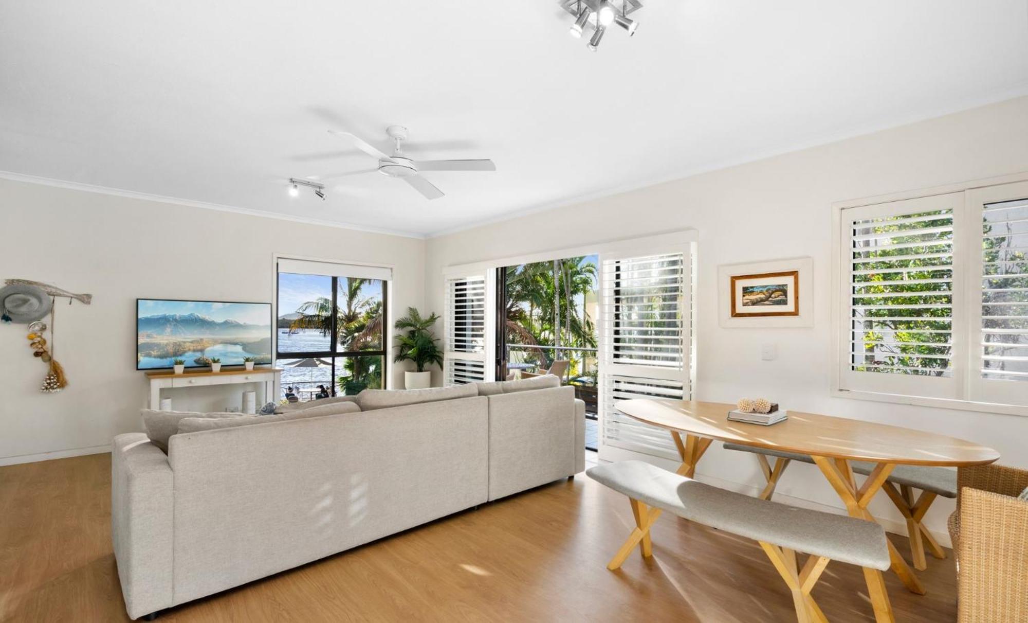 One bedroom premium Beach View