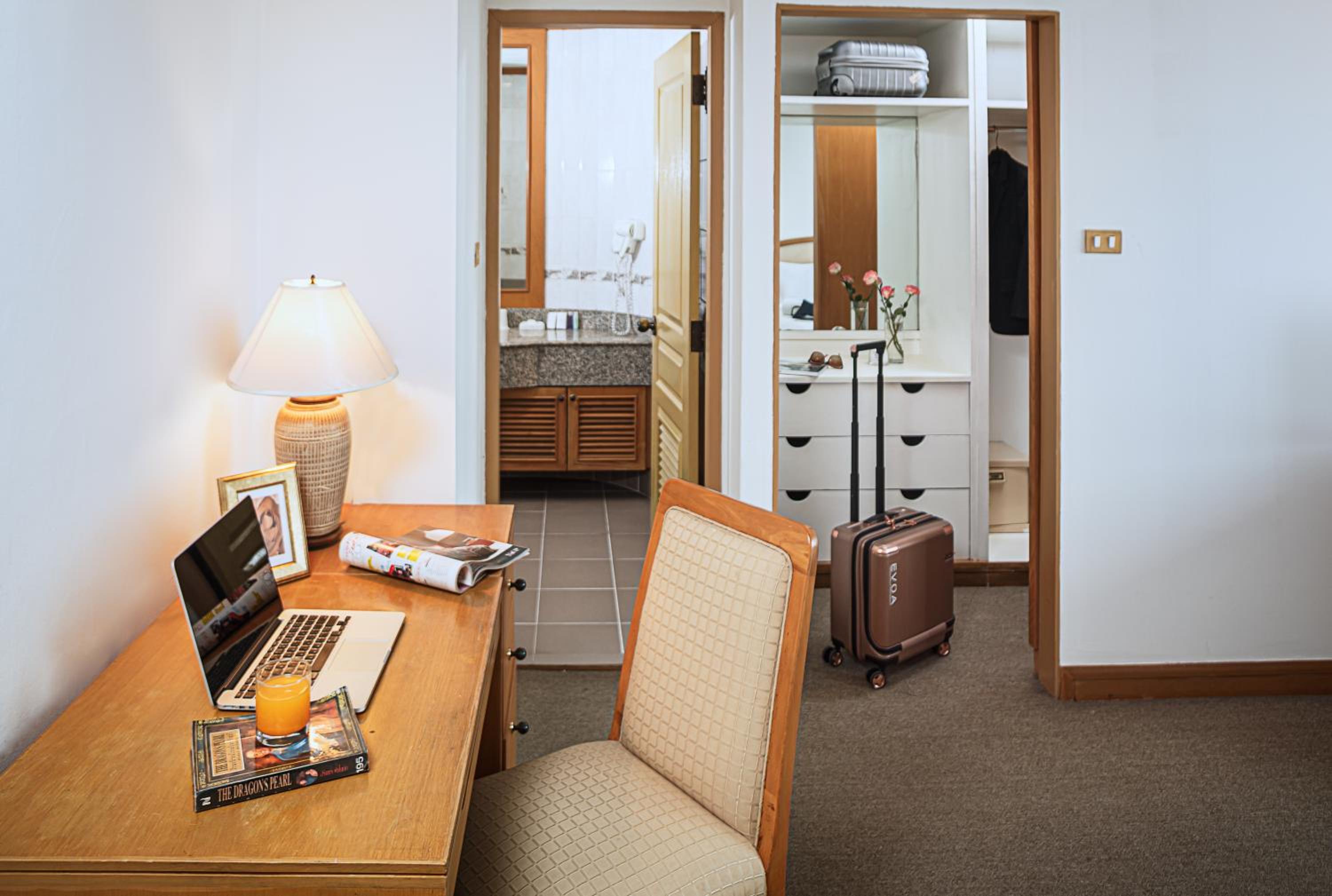 Three-Bedroom Deluxe photo 2