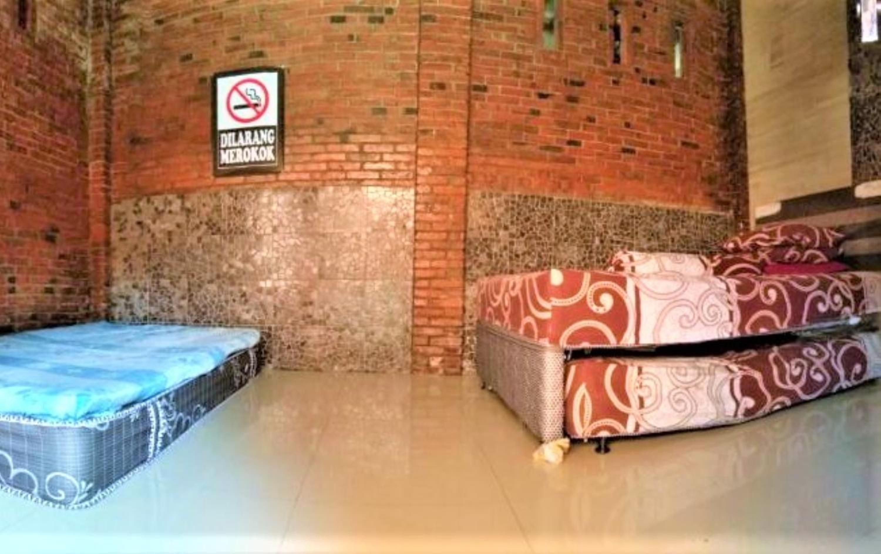 Villa - Photo 3
