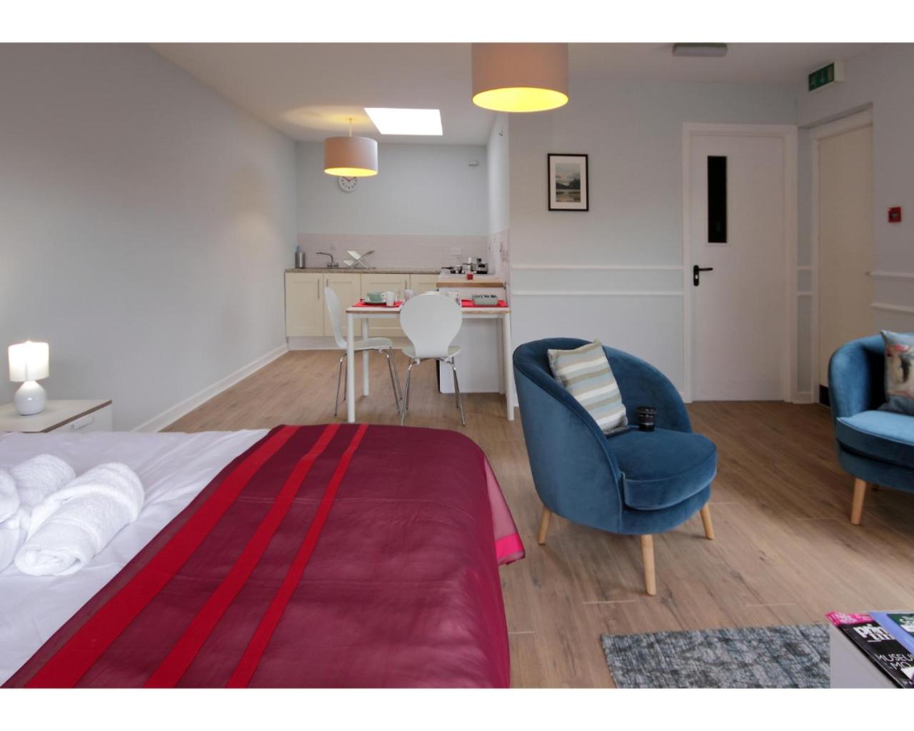 One-Bedroom Suite