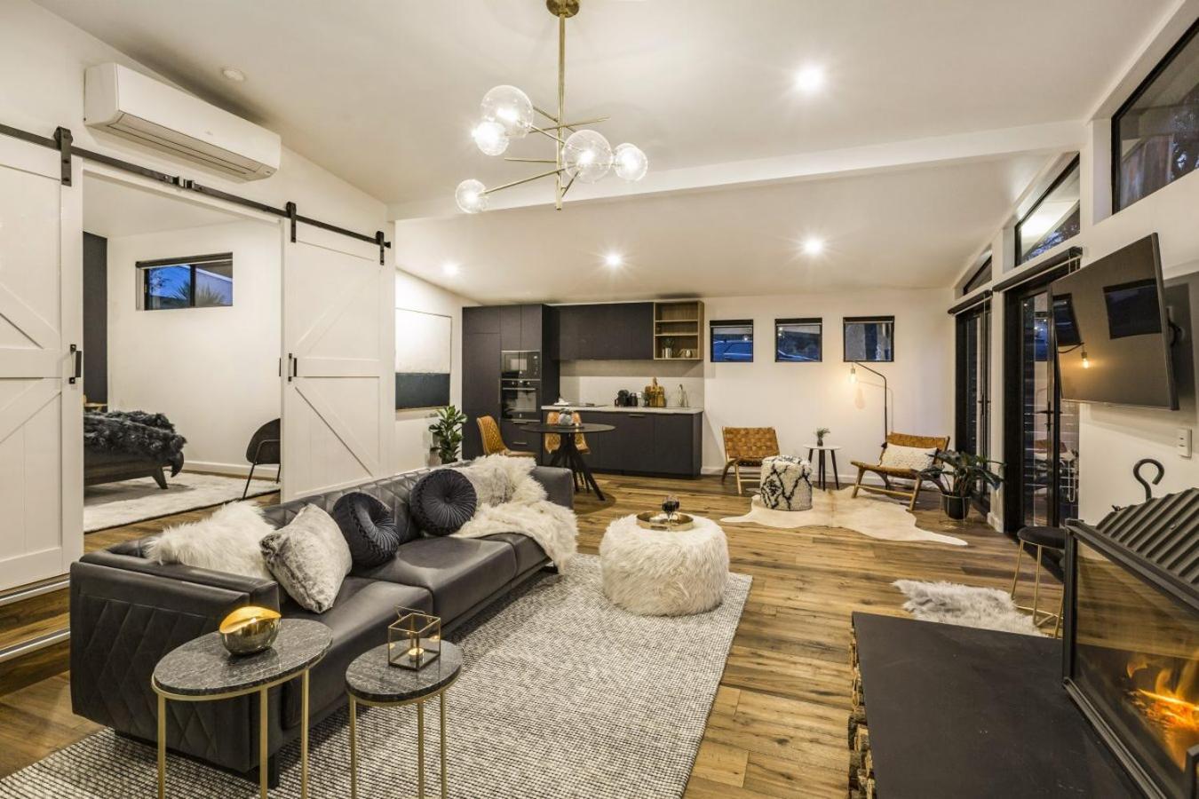 Water - Studio Villa