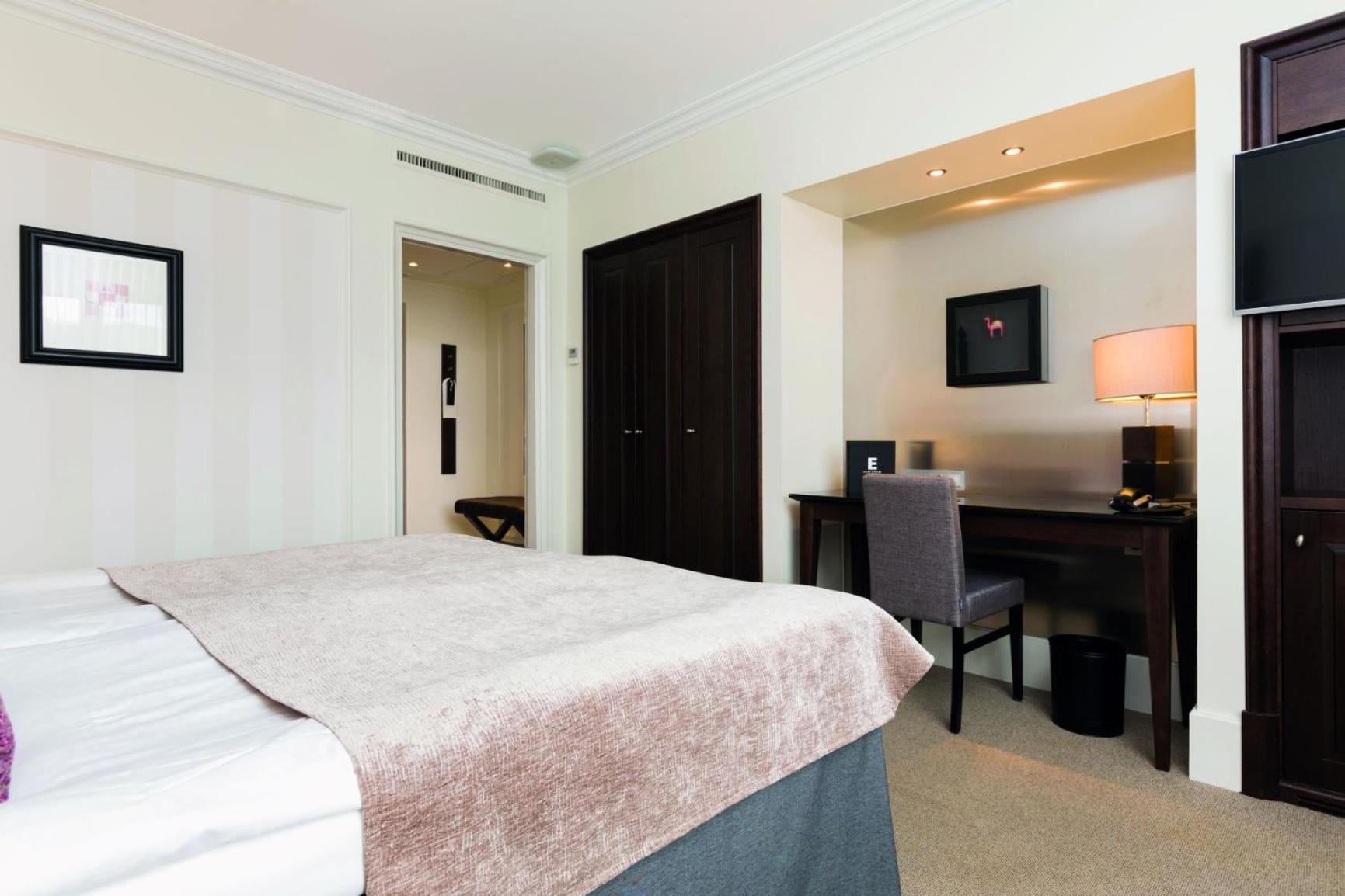 Available room