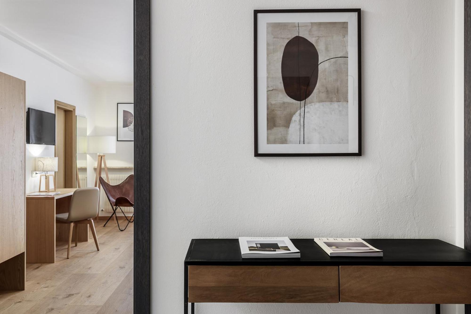 Apartment with Mountain View - Photo 5