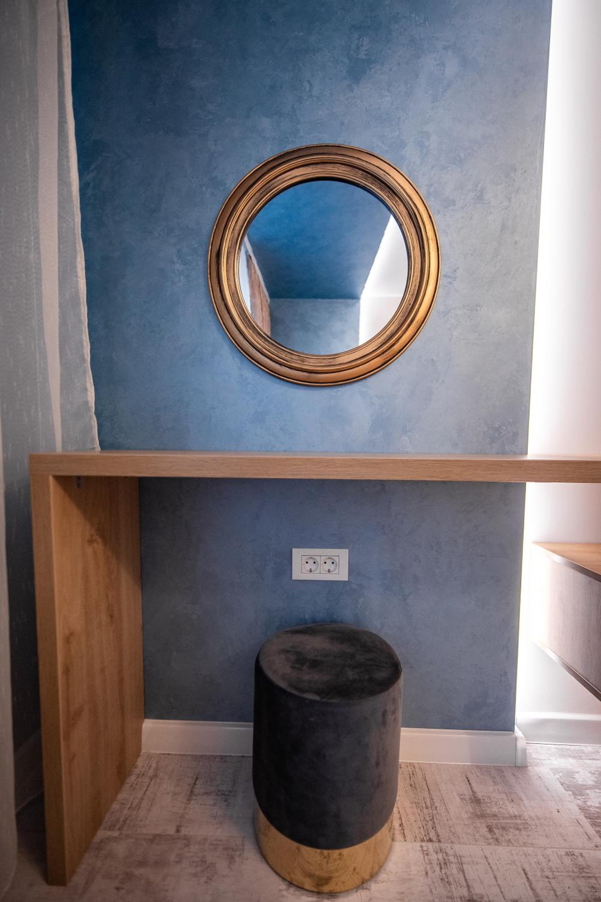 Two-Bedroom Apartment - Photo 30