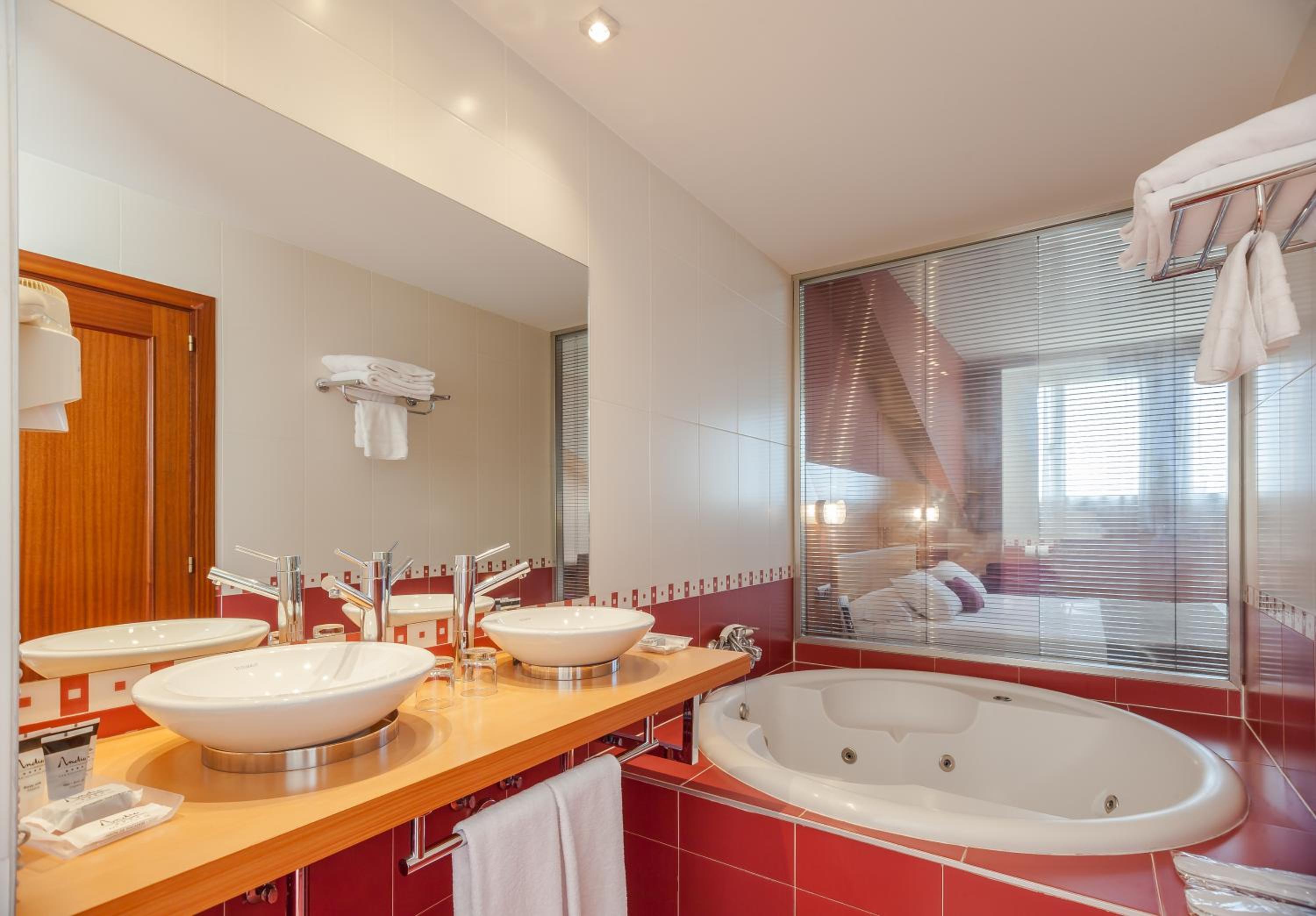 Junior Suite - Photo 9
