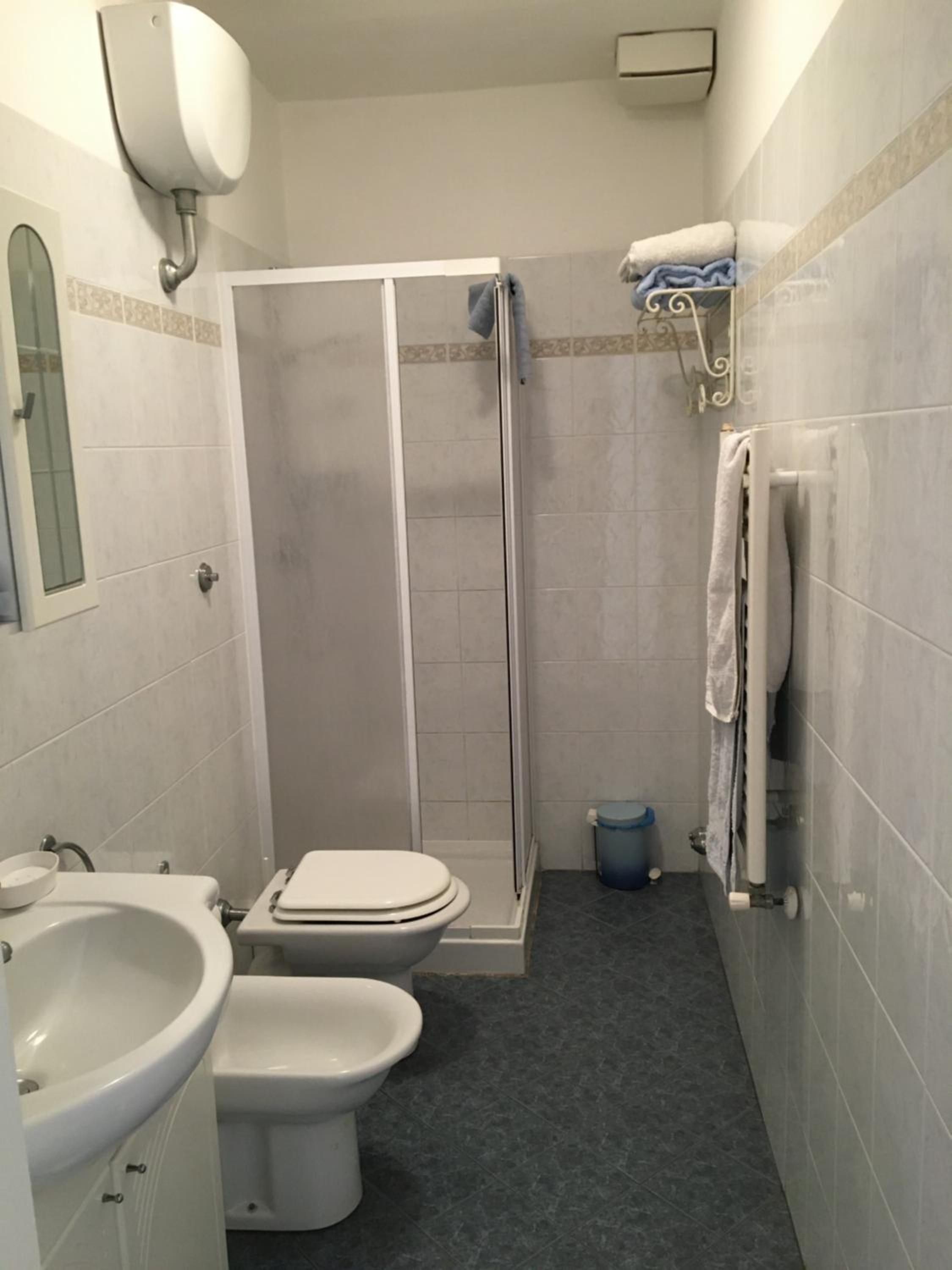 Large Double Room photo 3