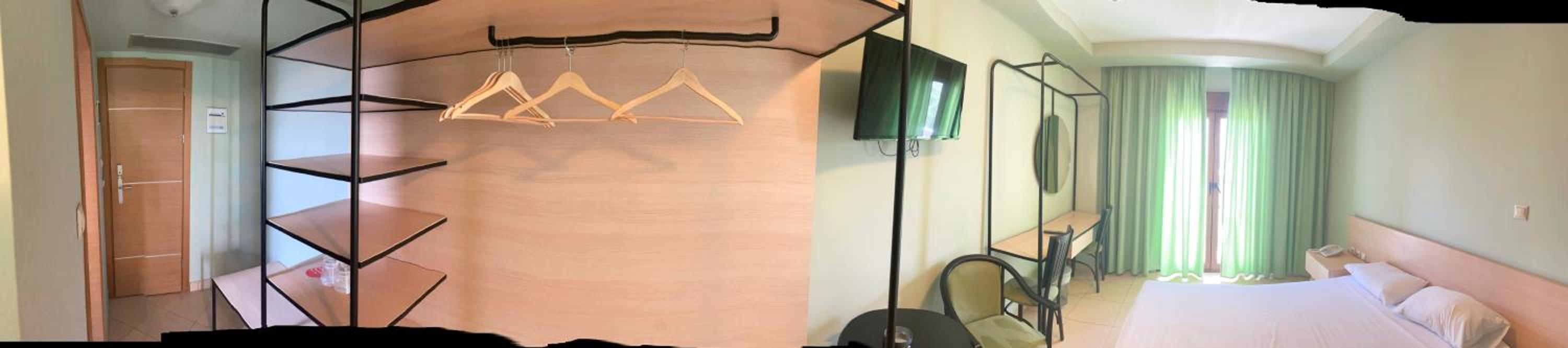 Double Room - Photo 9