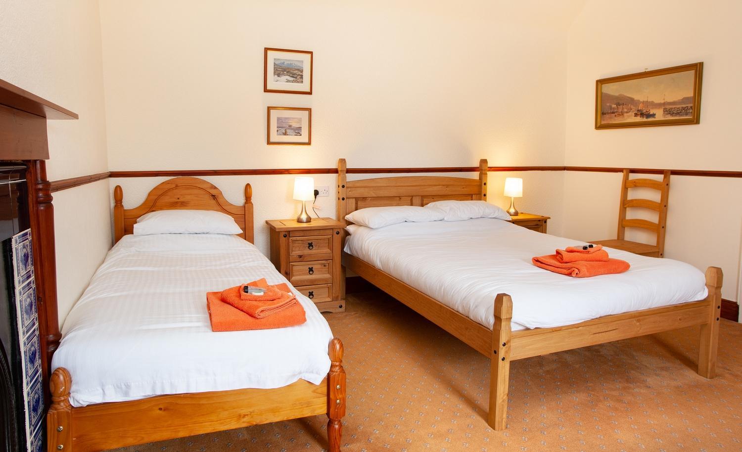 Deluxe Triple Room - Photo 3