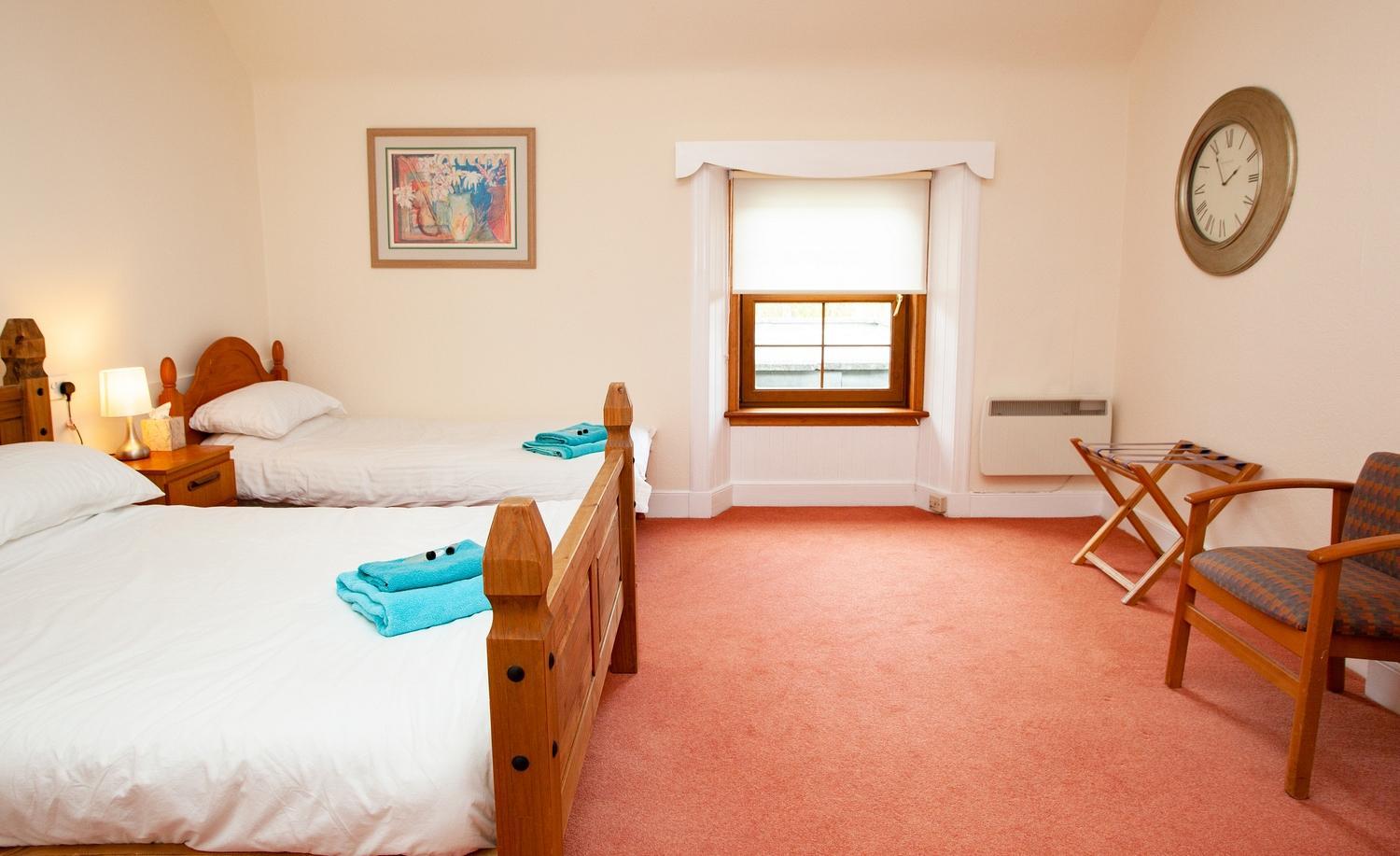 Deluxe Triple Room - Photo 7