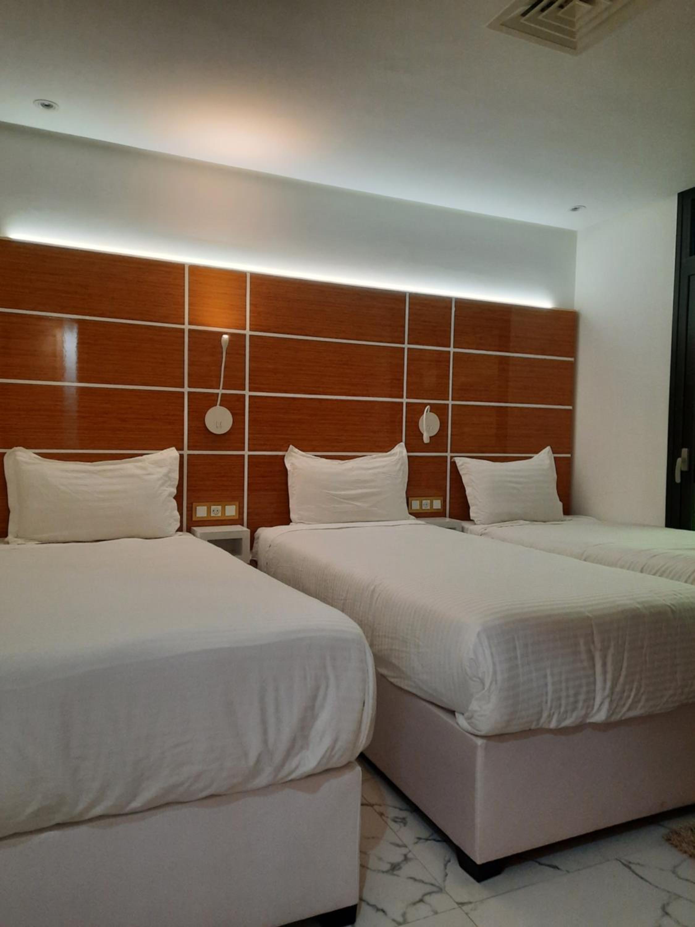 Two-Bedroom Apartment - Photo 11