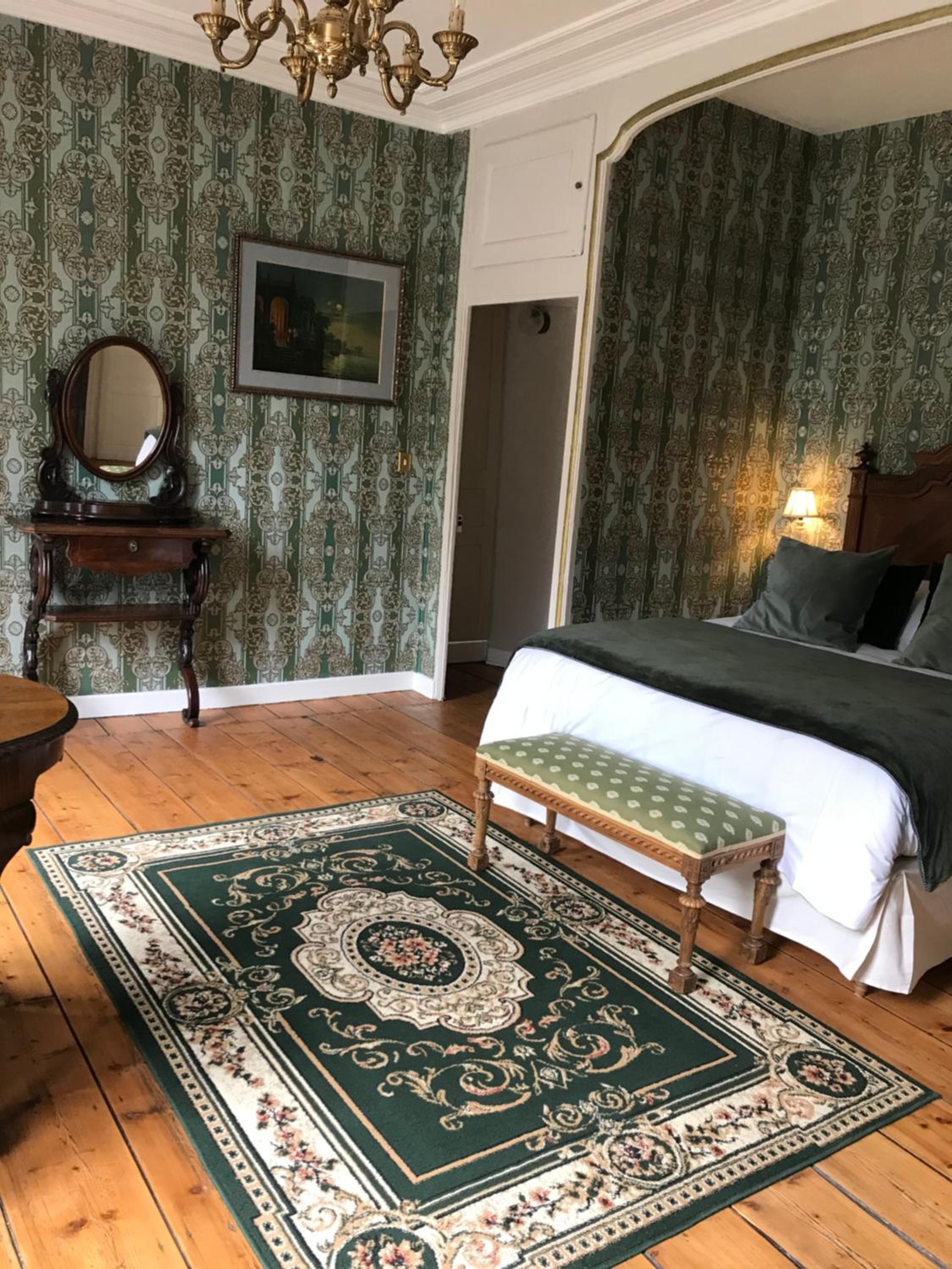 Deluxe Double Room with Castle View