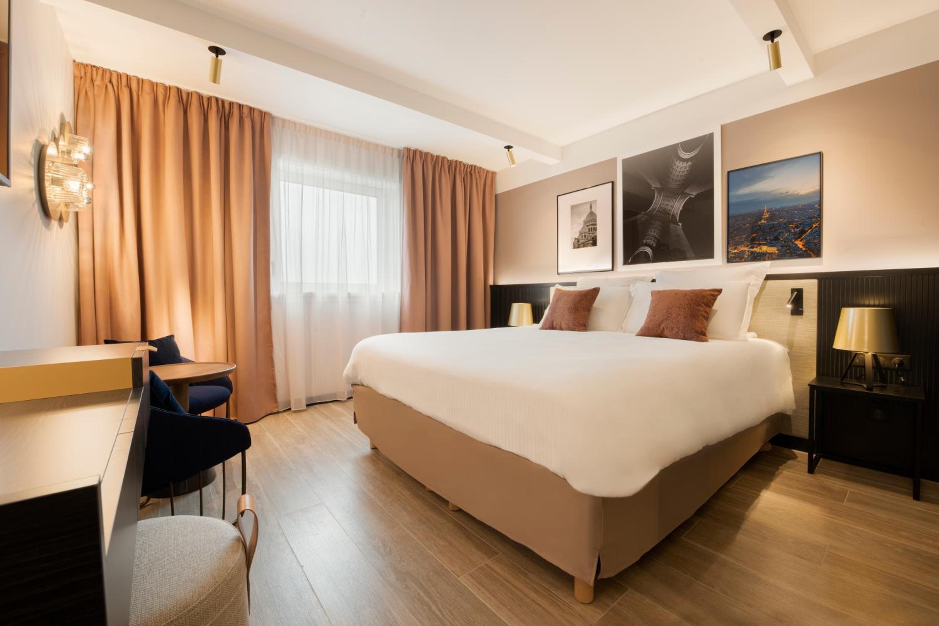 Deluxe Double Room - Photo 15