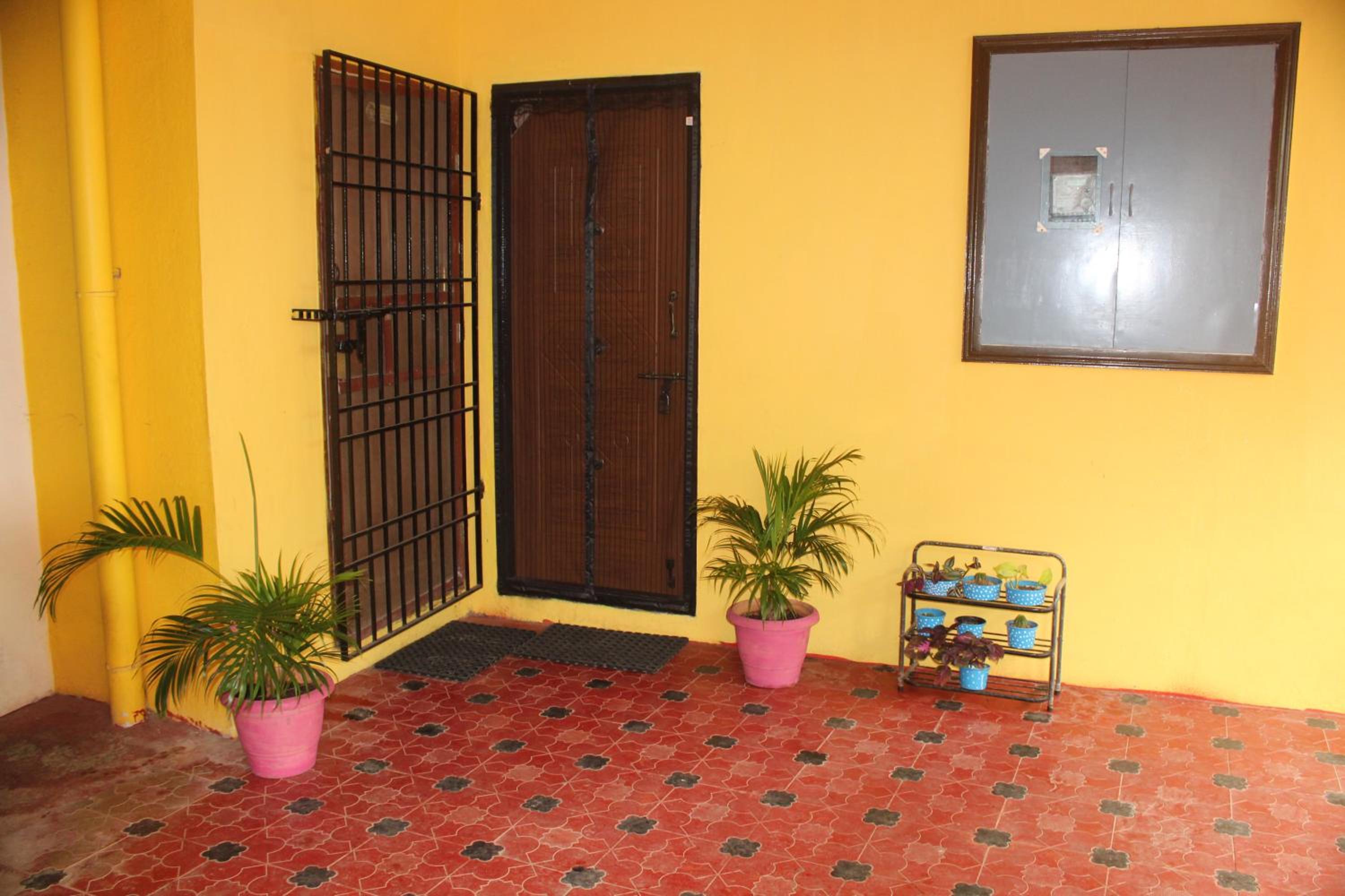 Budget Single Room photo 3