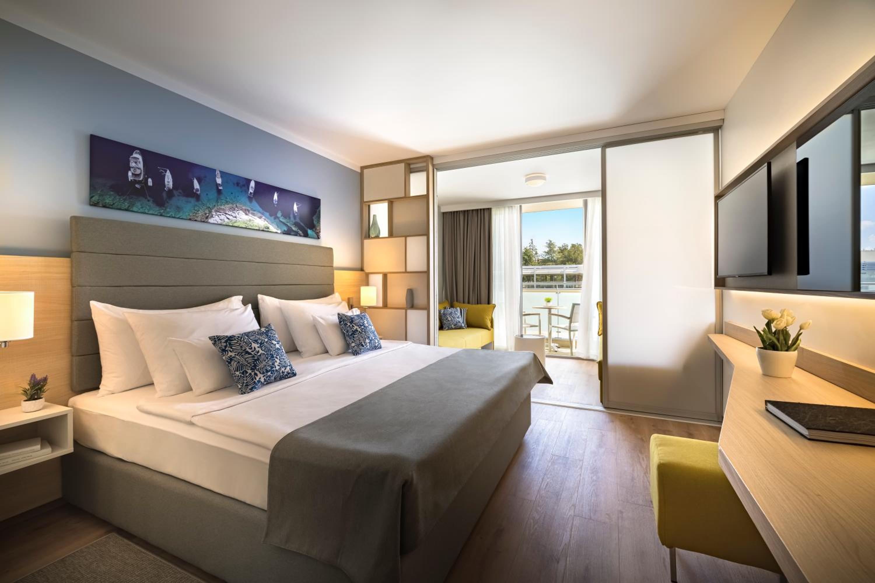 Superior Room for 2+2  - Photo 1