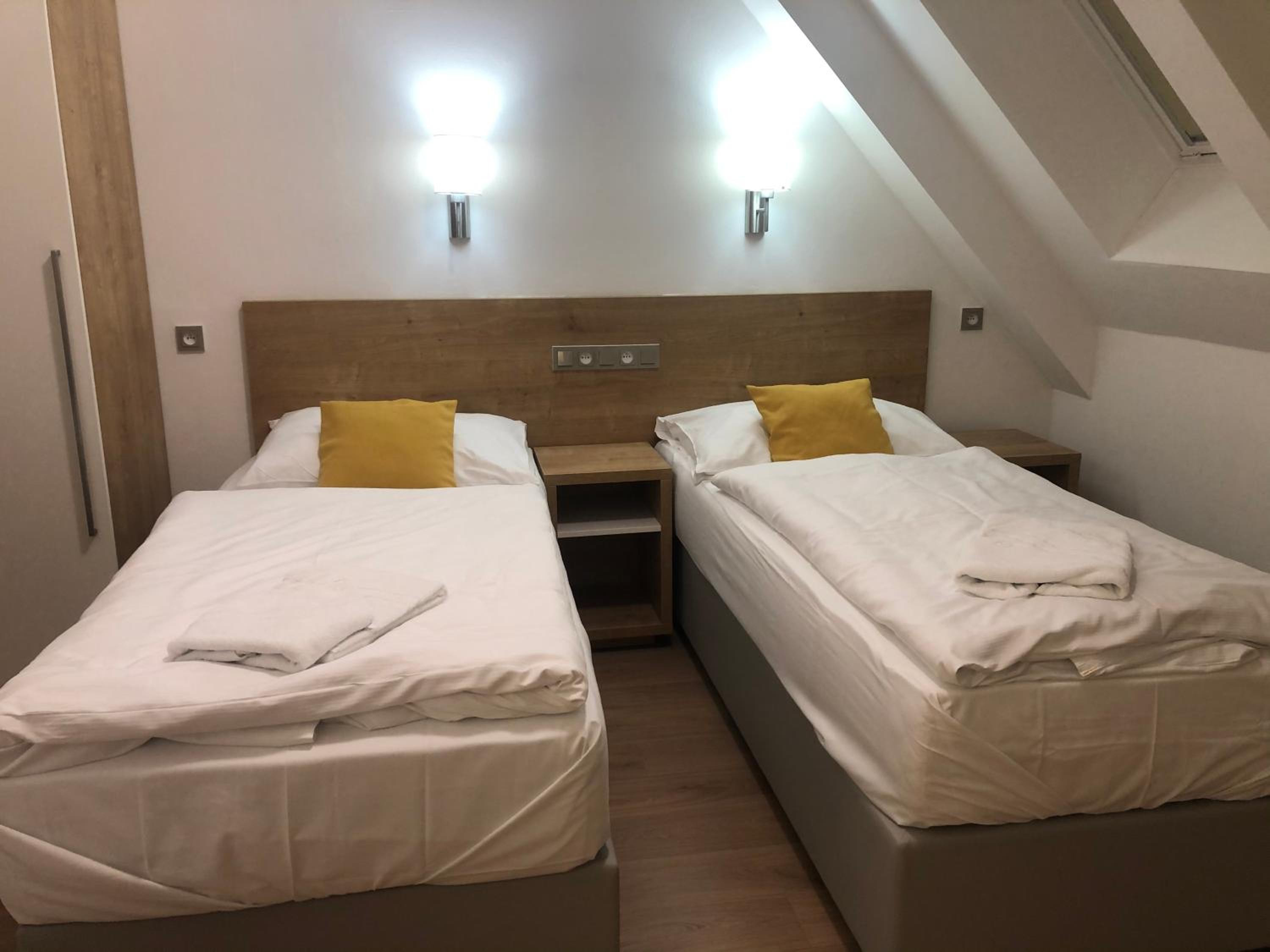 Superior Triple Room photo 3