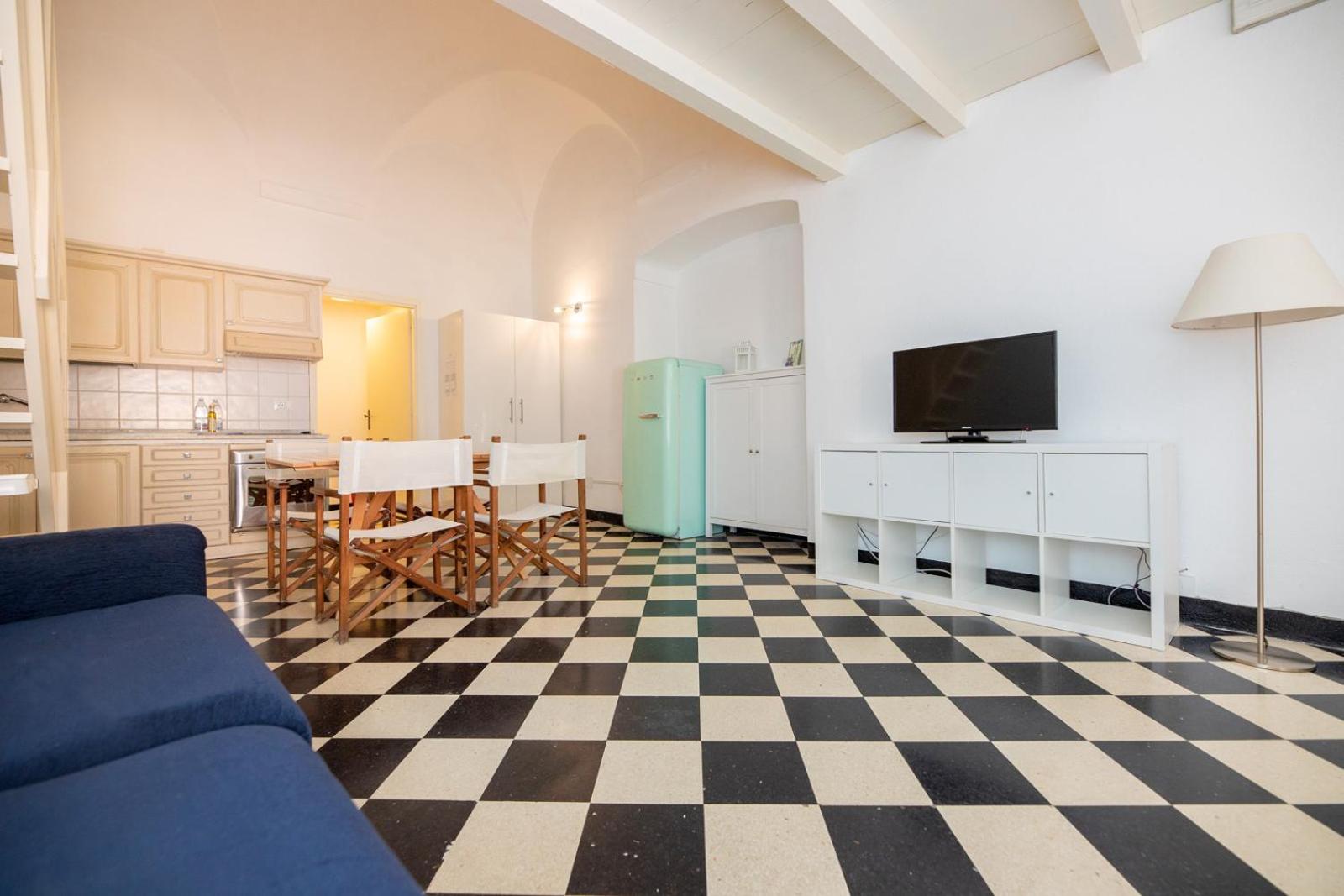 Holiday Home - Split Level - Photo 3