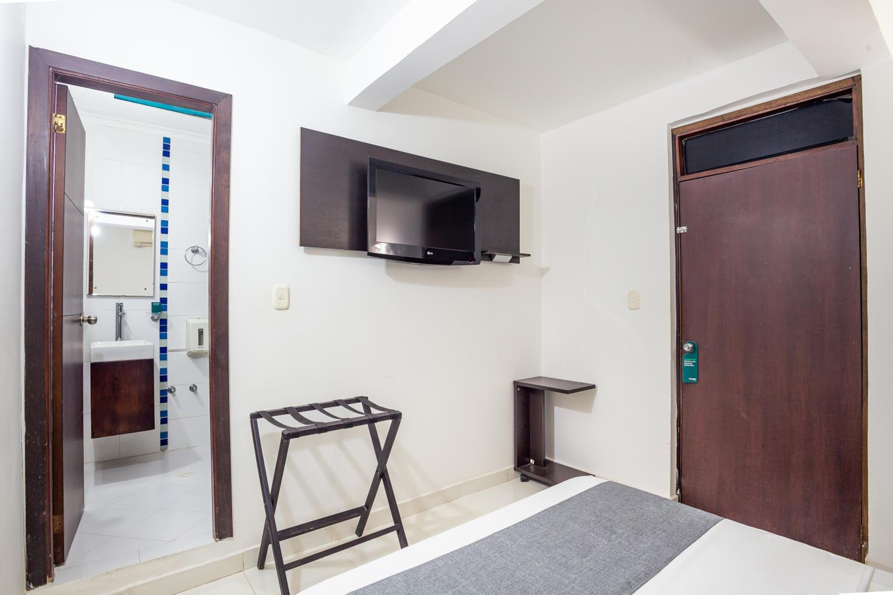 Single Room photo 3