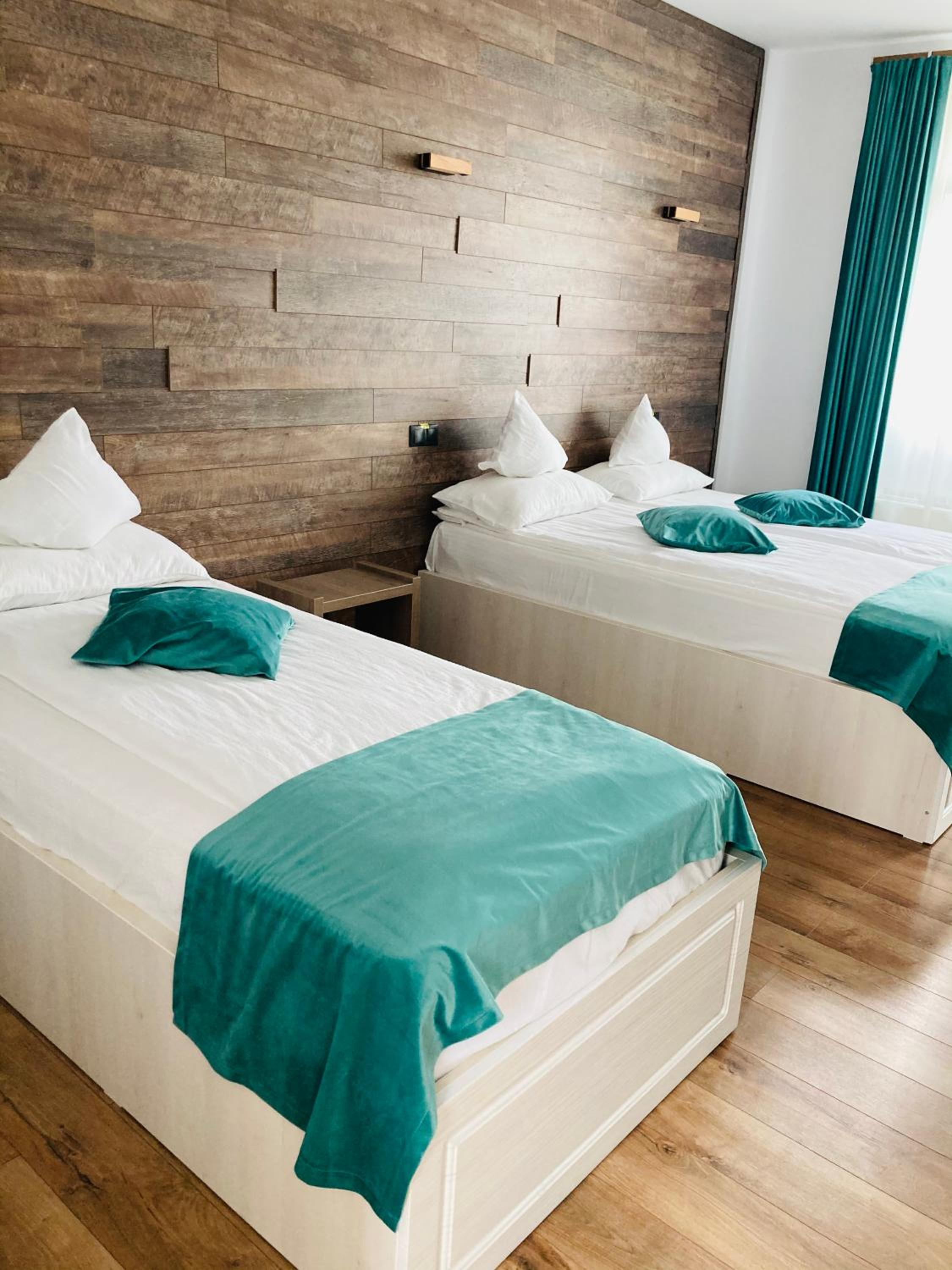 Triple Room - Photo 3