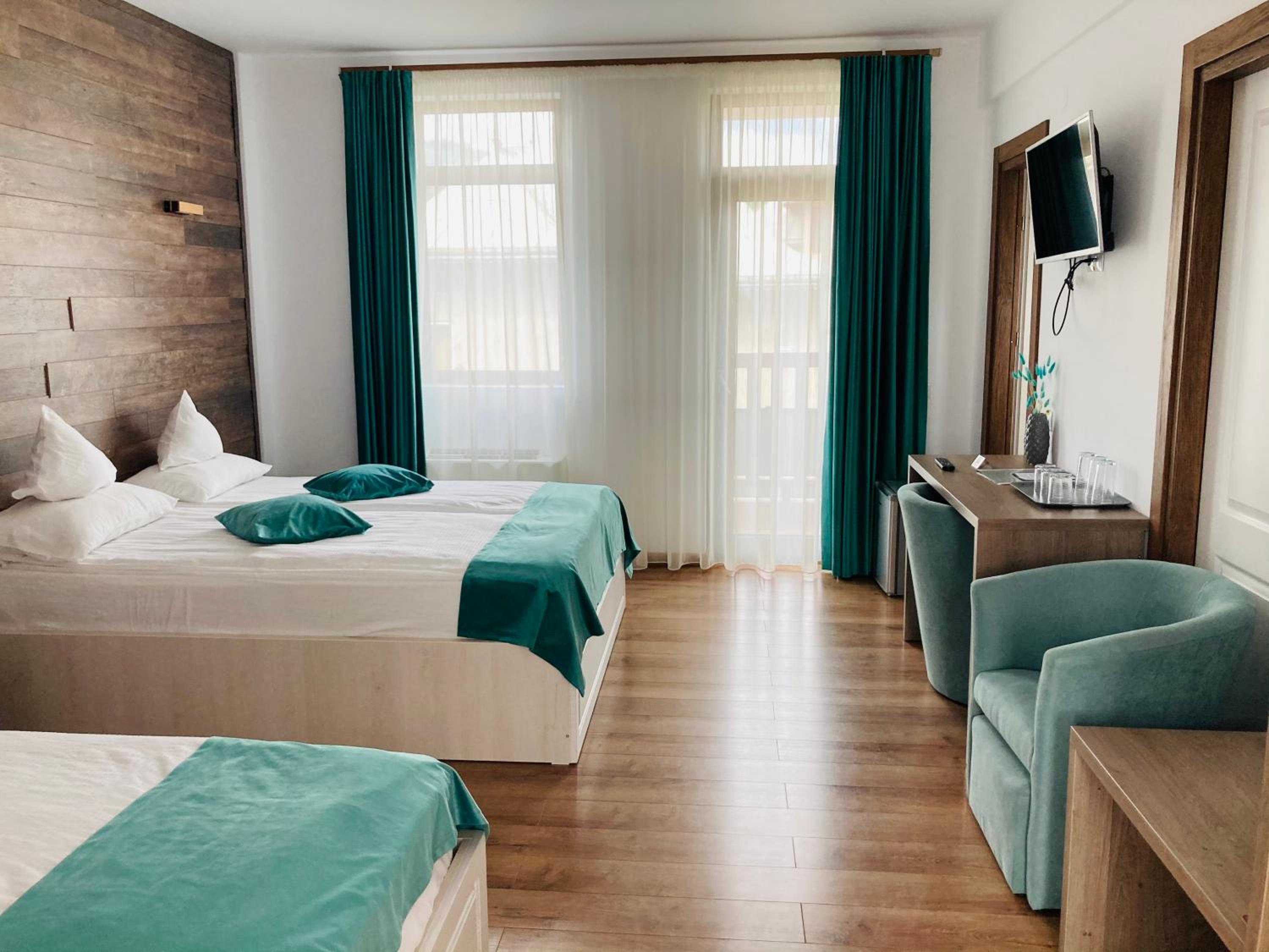 Triple Room - Photo 2