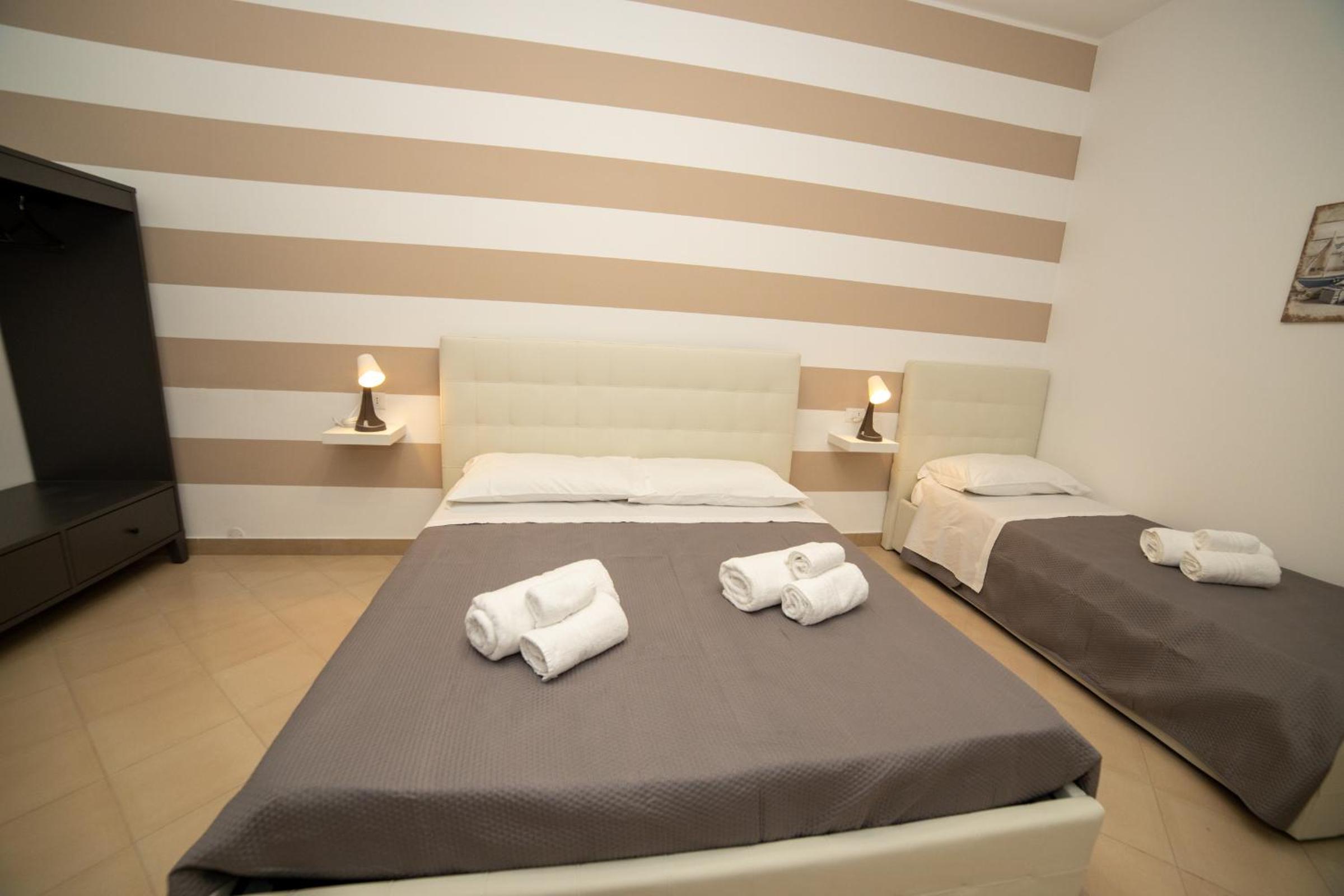 Triple Room with Balcony photo 2