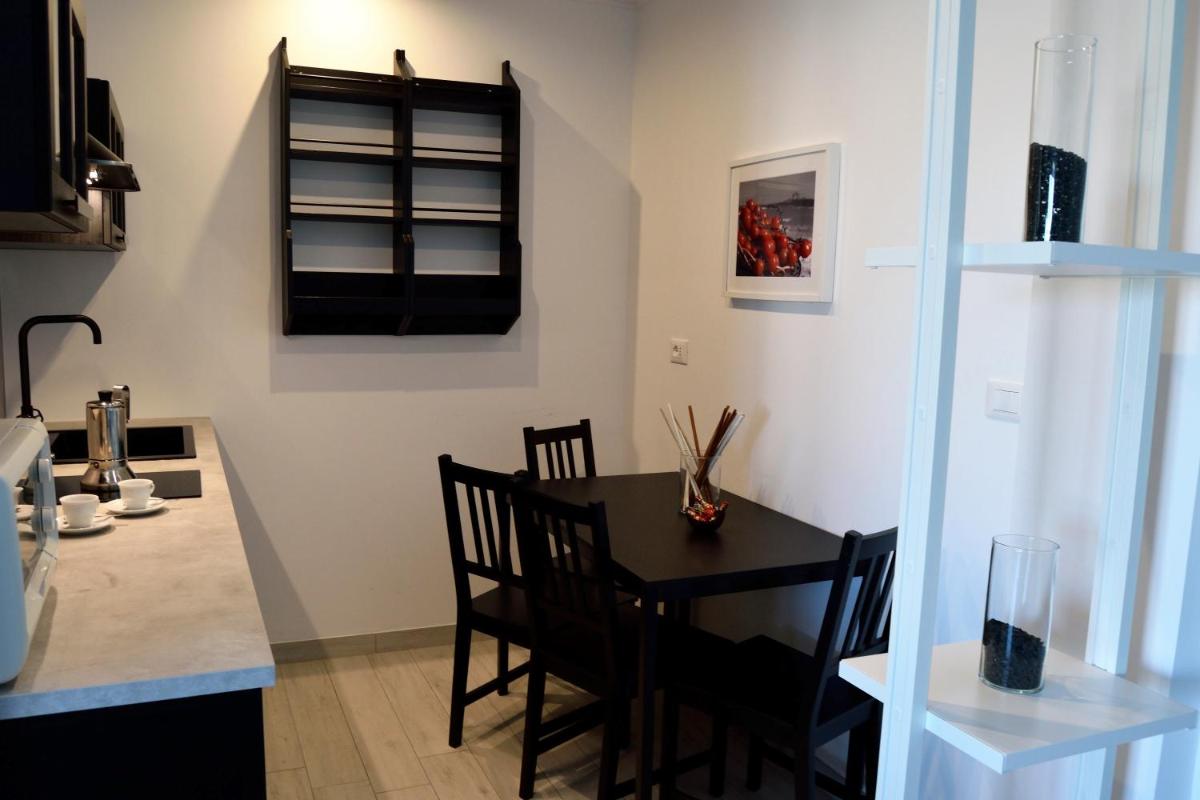 Quadruple Room with Terrace - Photo 10