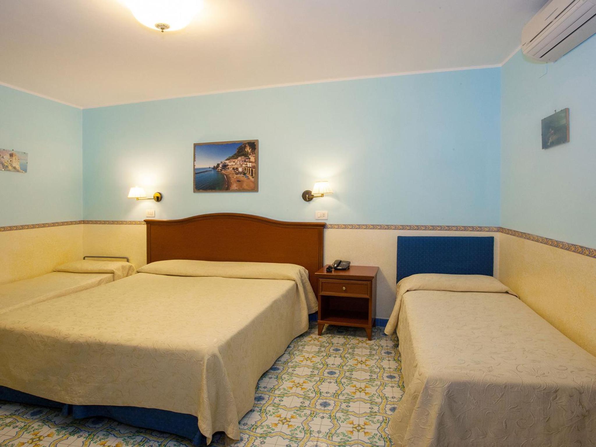 Classic Triple Room - Photo 1