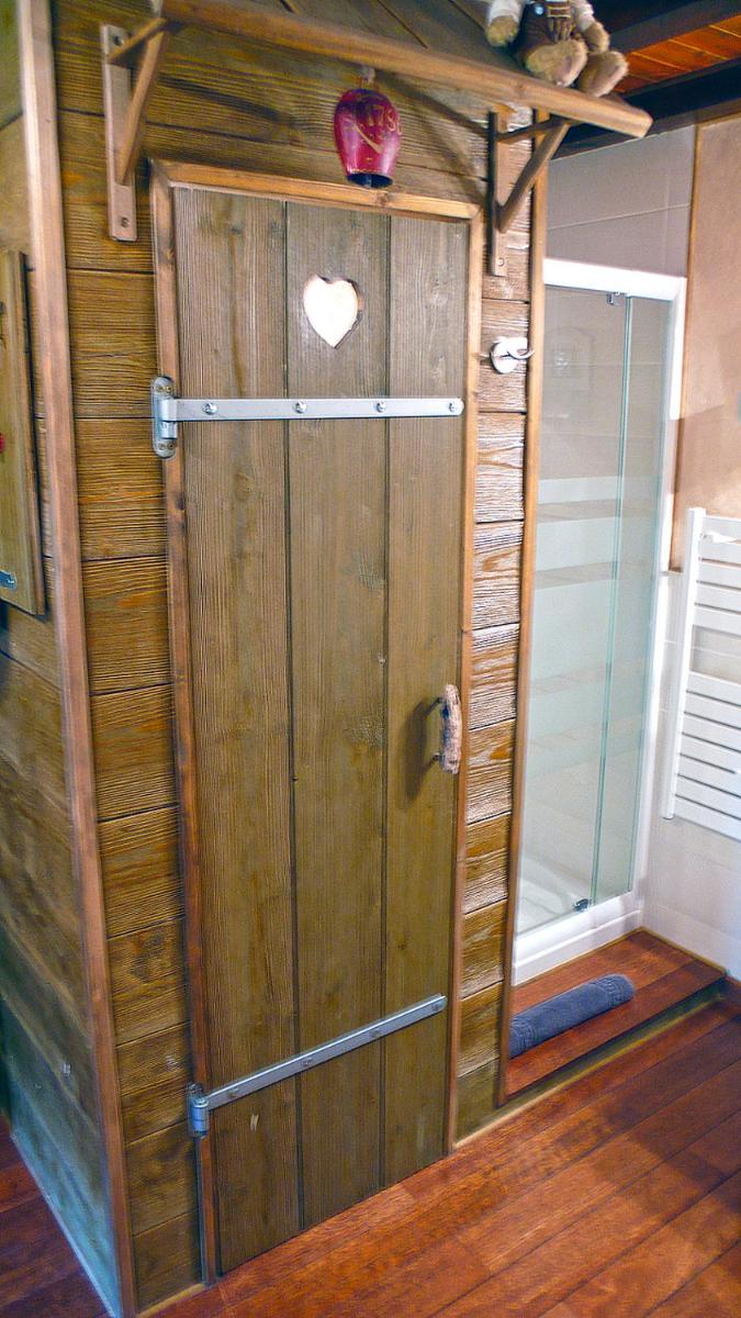 Deluxe Double Room with Shower photo 3
