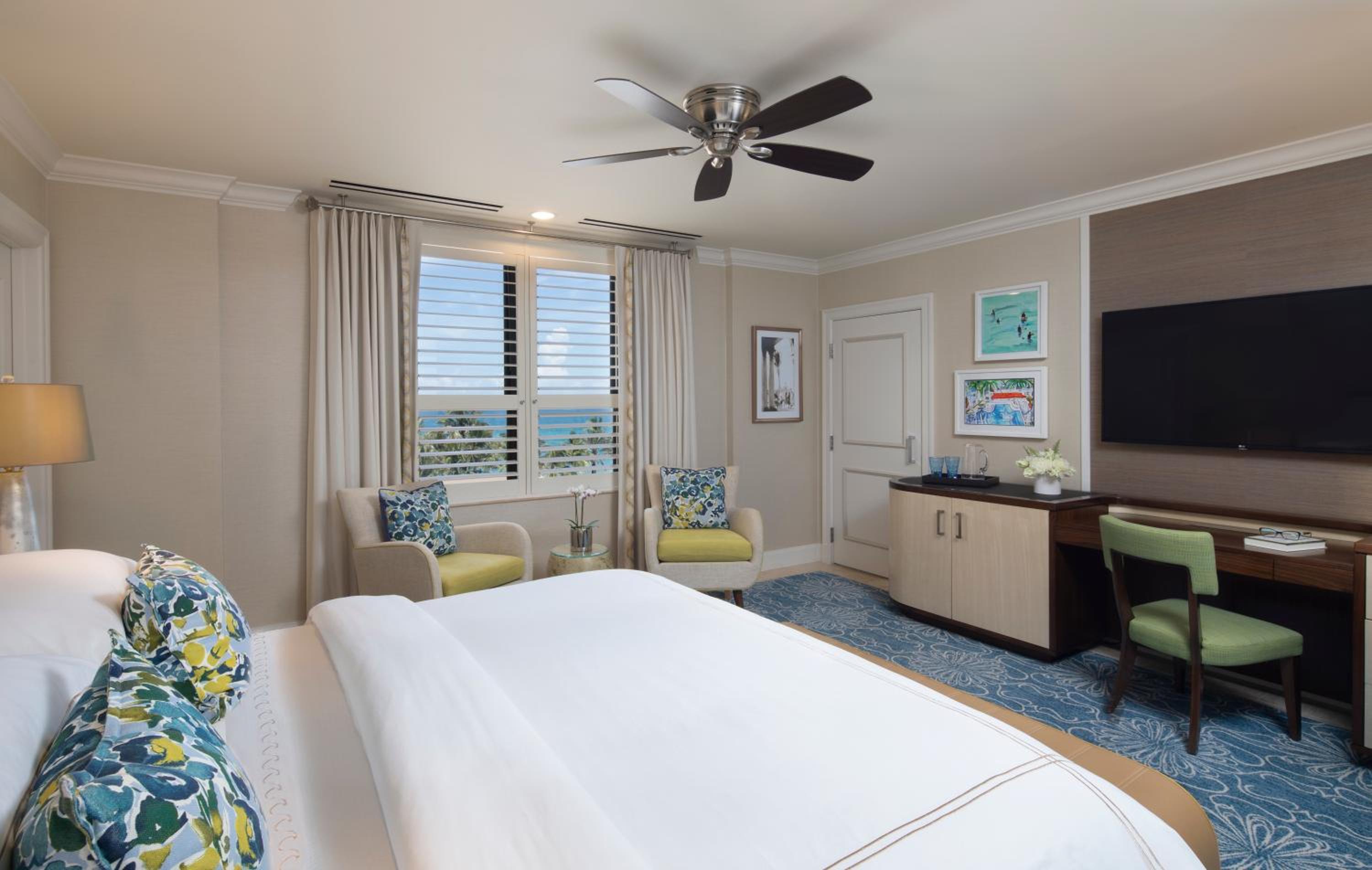 Quarto Deluxe com Vista Parcial para o Oceano