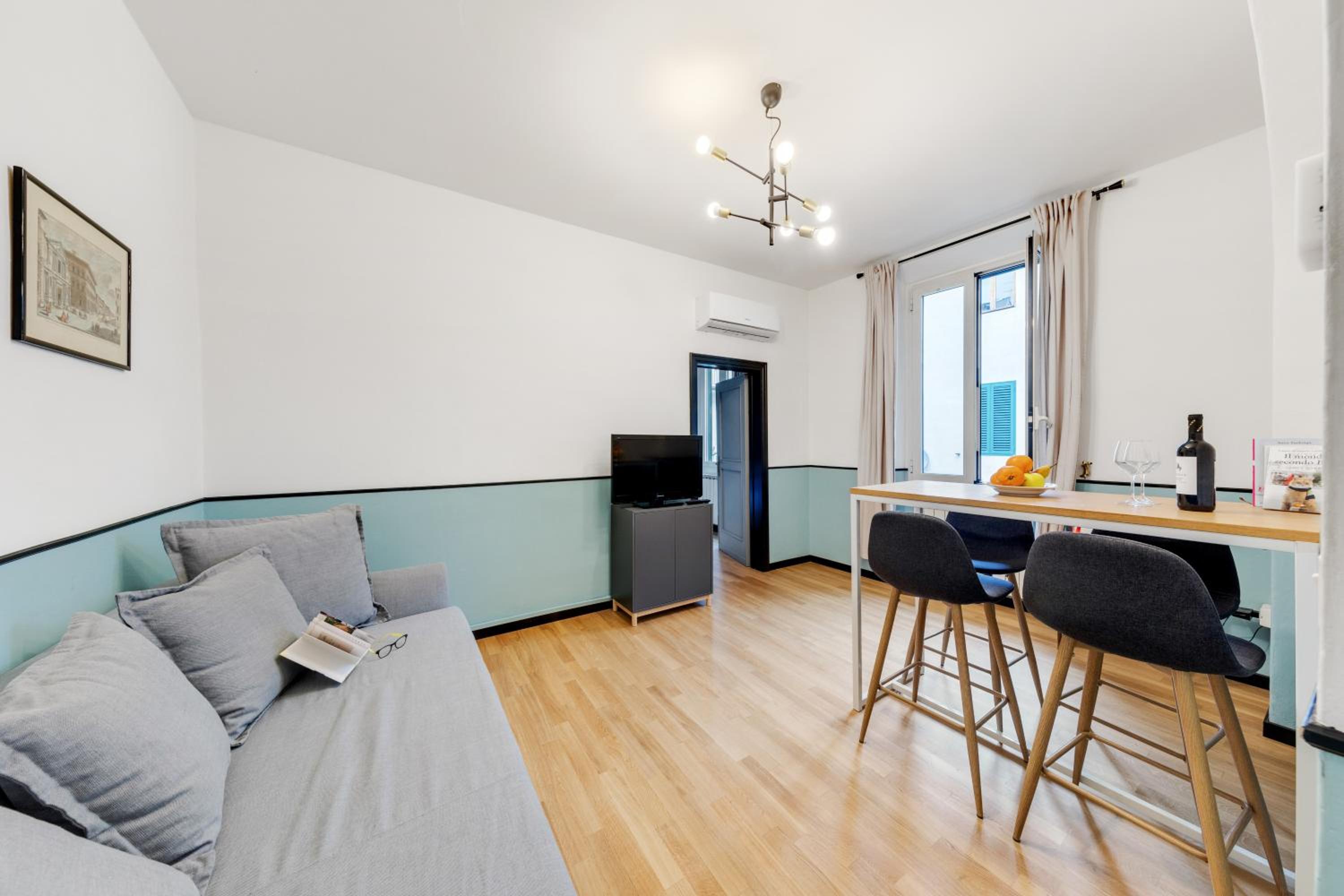 One-Bedroom Apartment