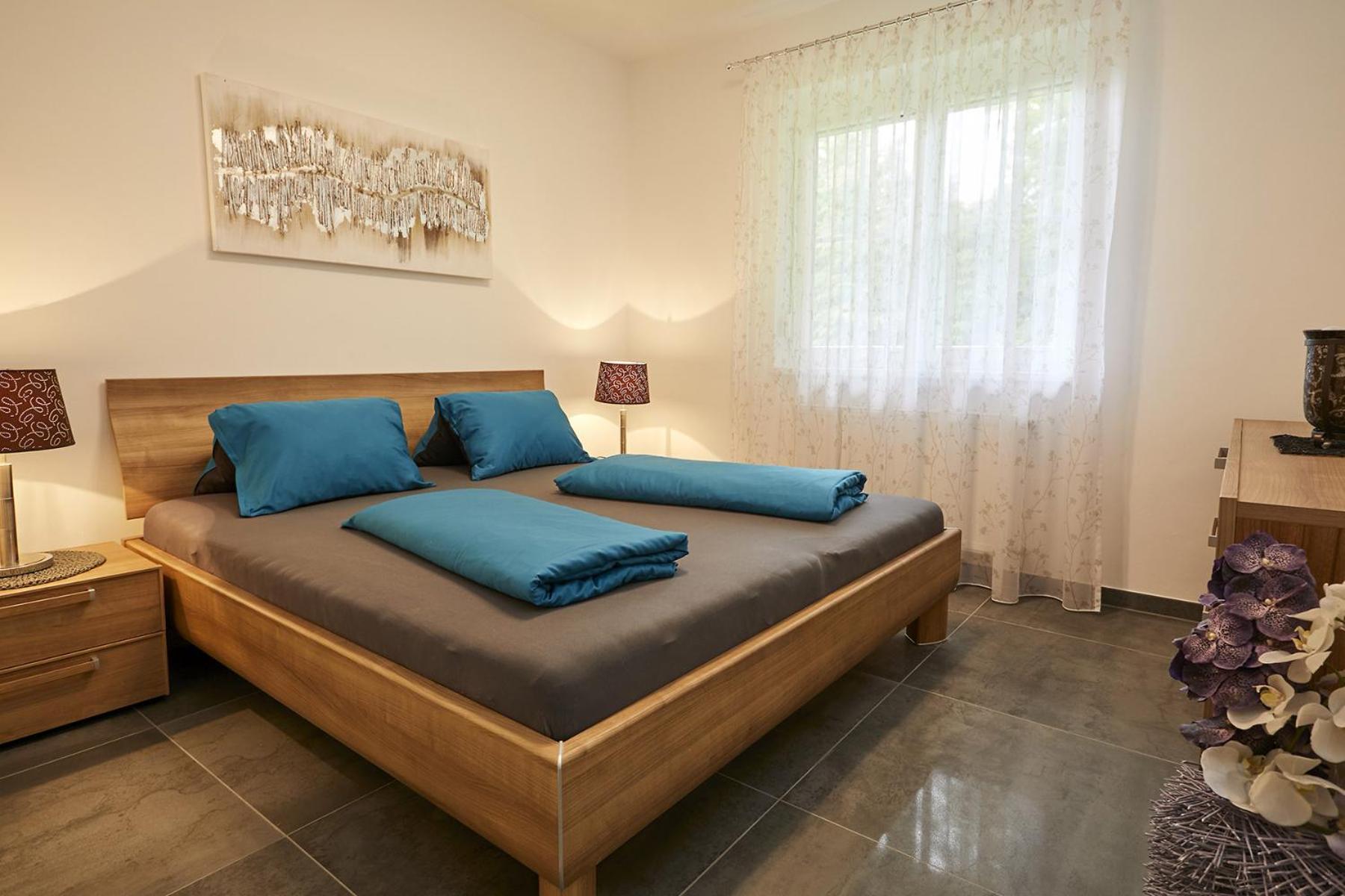 Two-Bedroom Apartment with Balcony photo 2