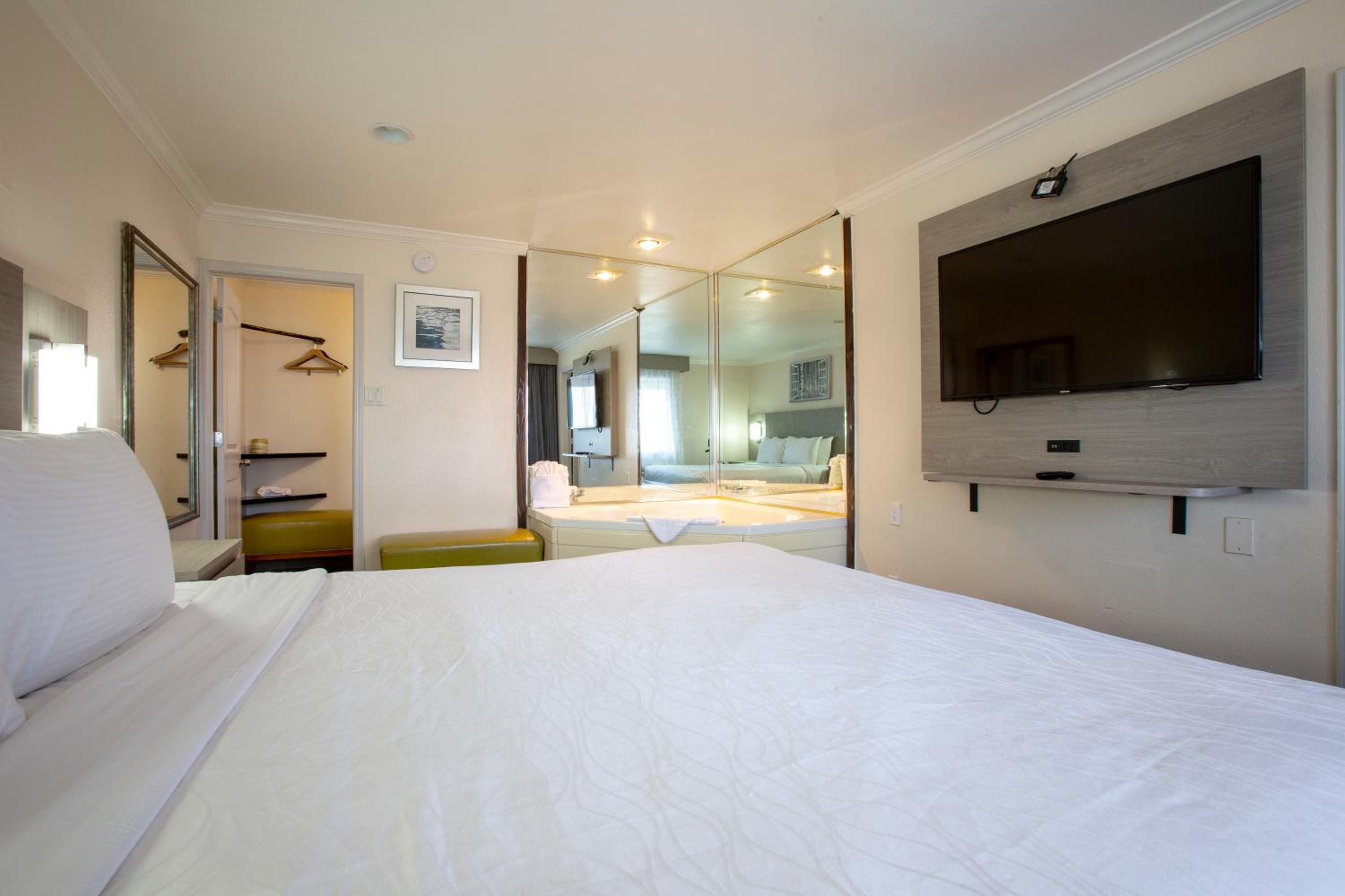 Presidential Suite photo 1