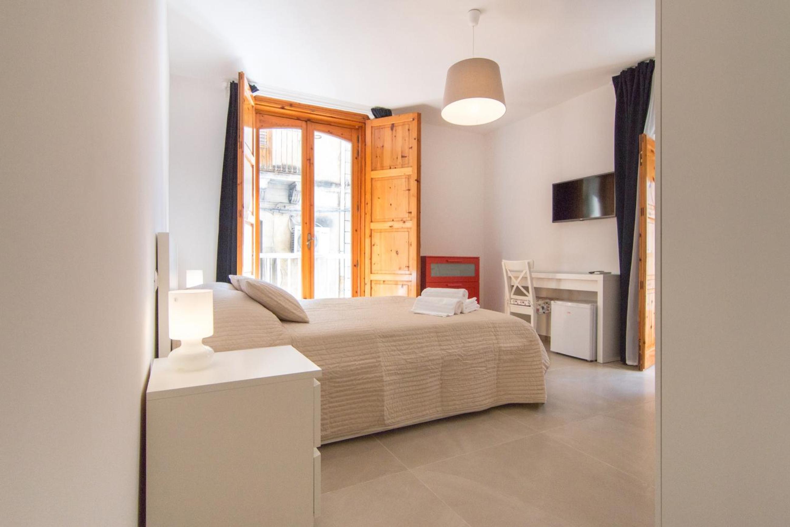 Double Room with Private Bathroom photo 2