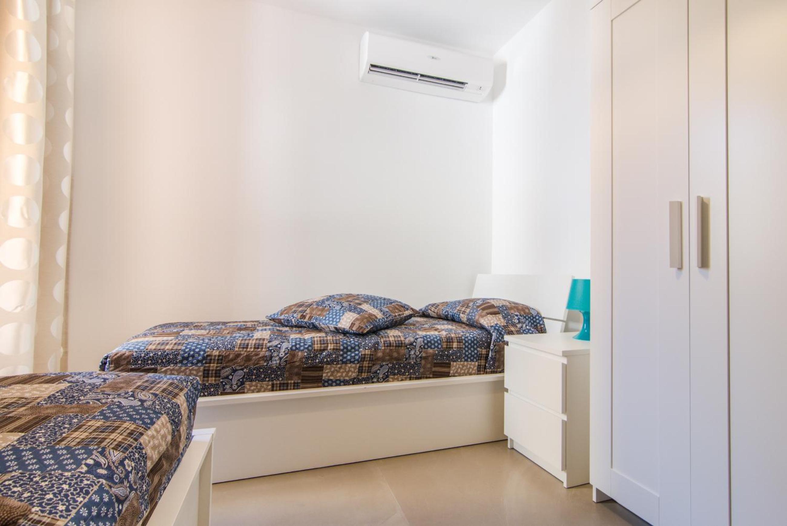 Deluxe Double or Twin Room photo 3