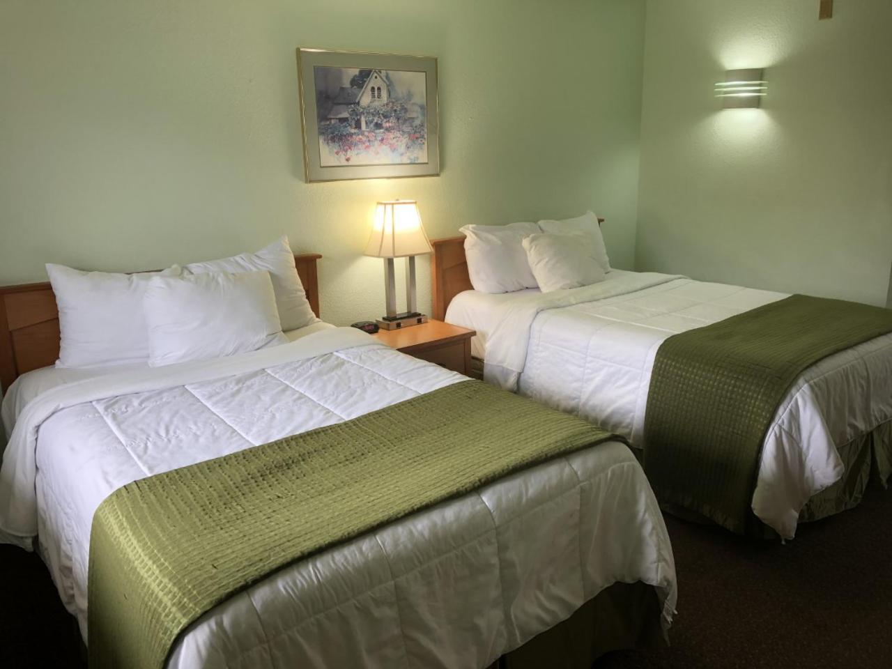Double Room with Two Double Beds - Non-Smoking - Photo 1