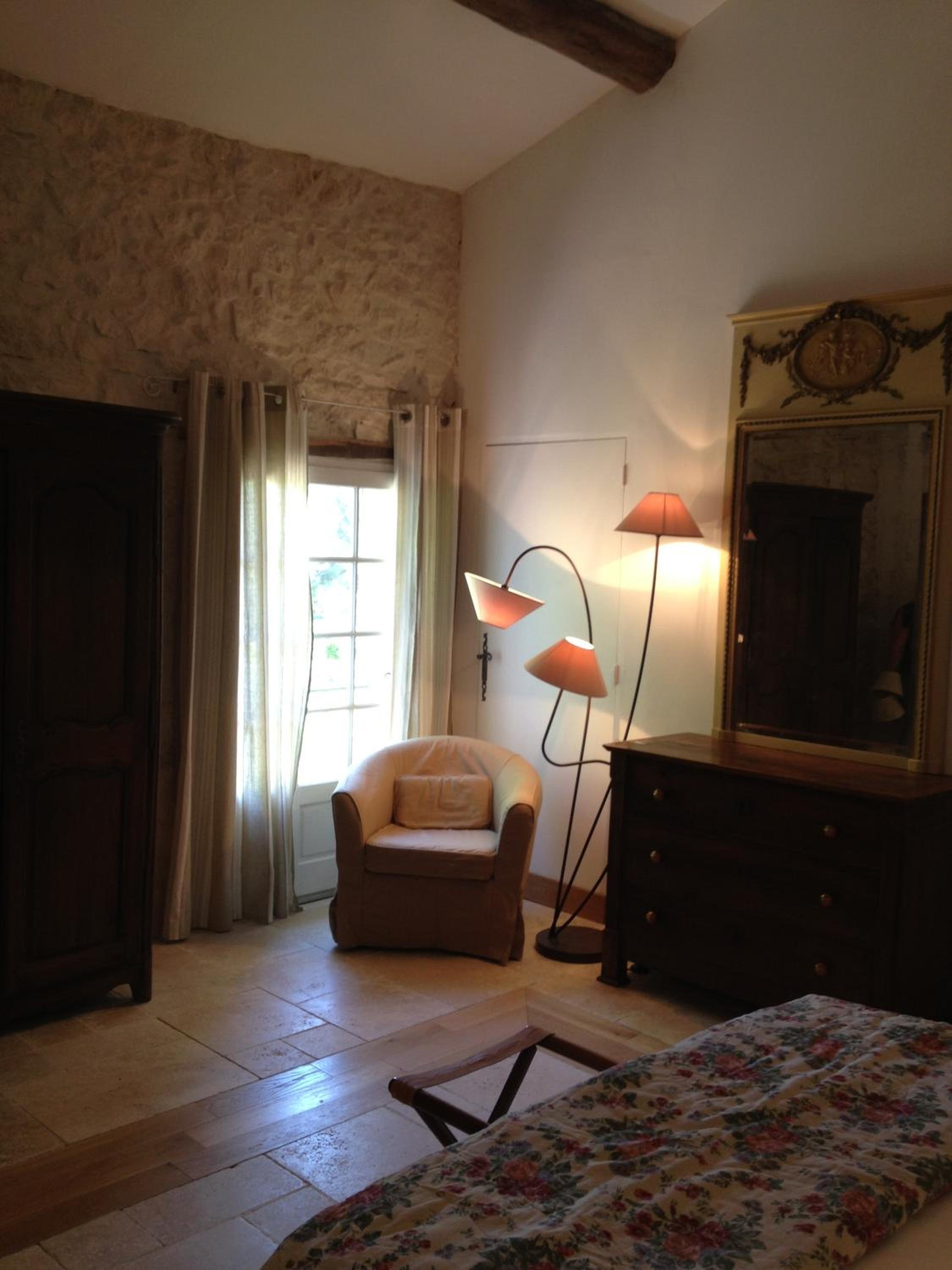 Deluxe King Room photo 2