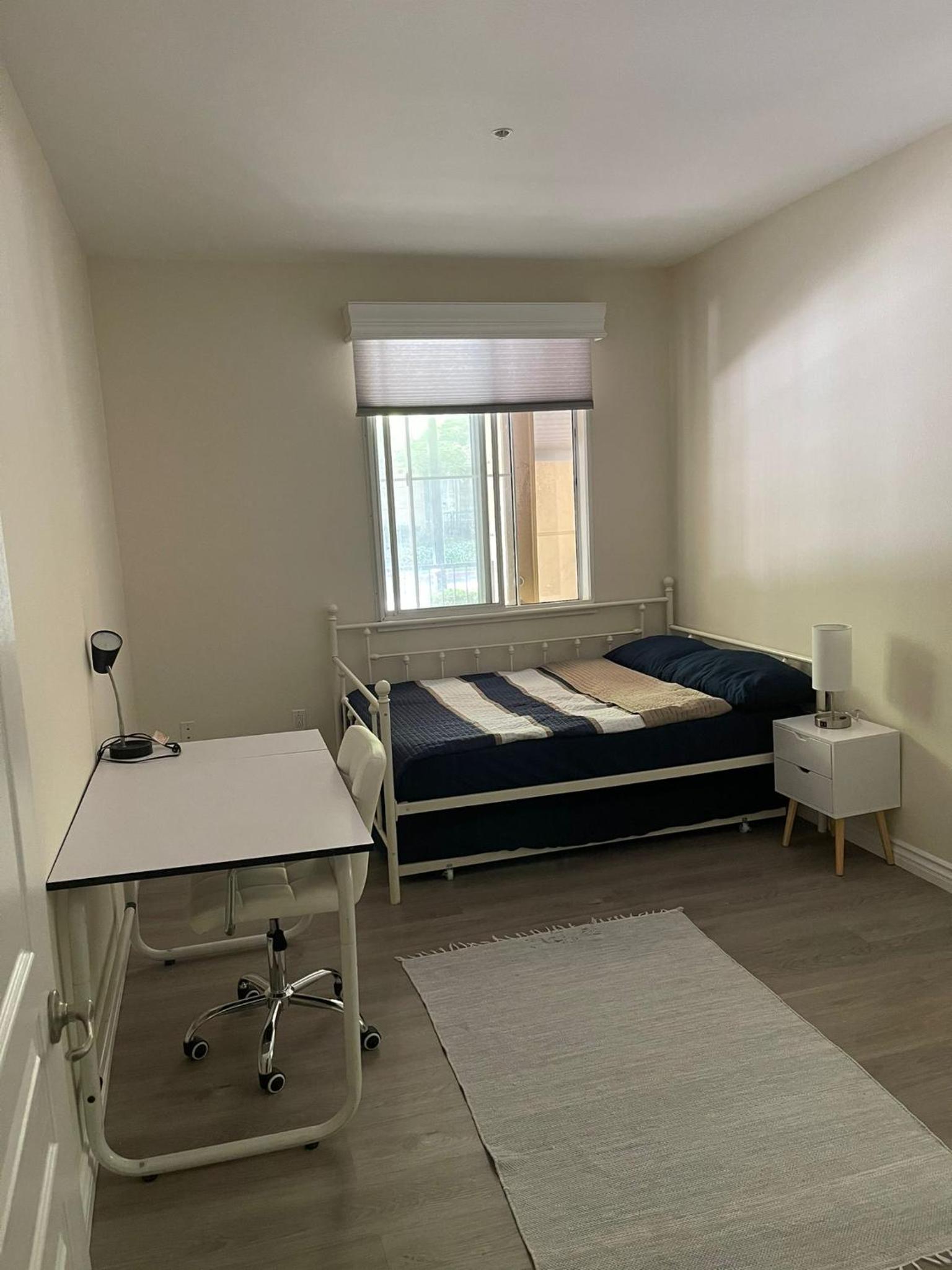 Deluxe Double Room (2 Adults + 1 Child) photo 1