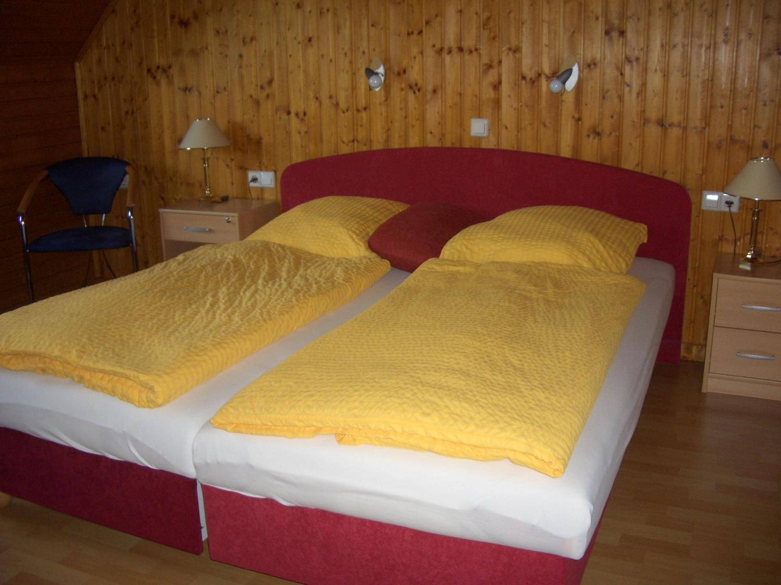 Double Room - Photo 7