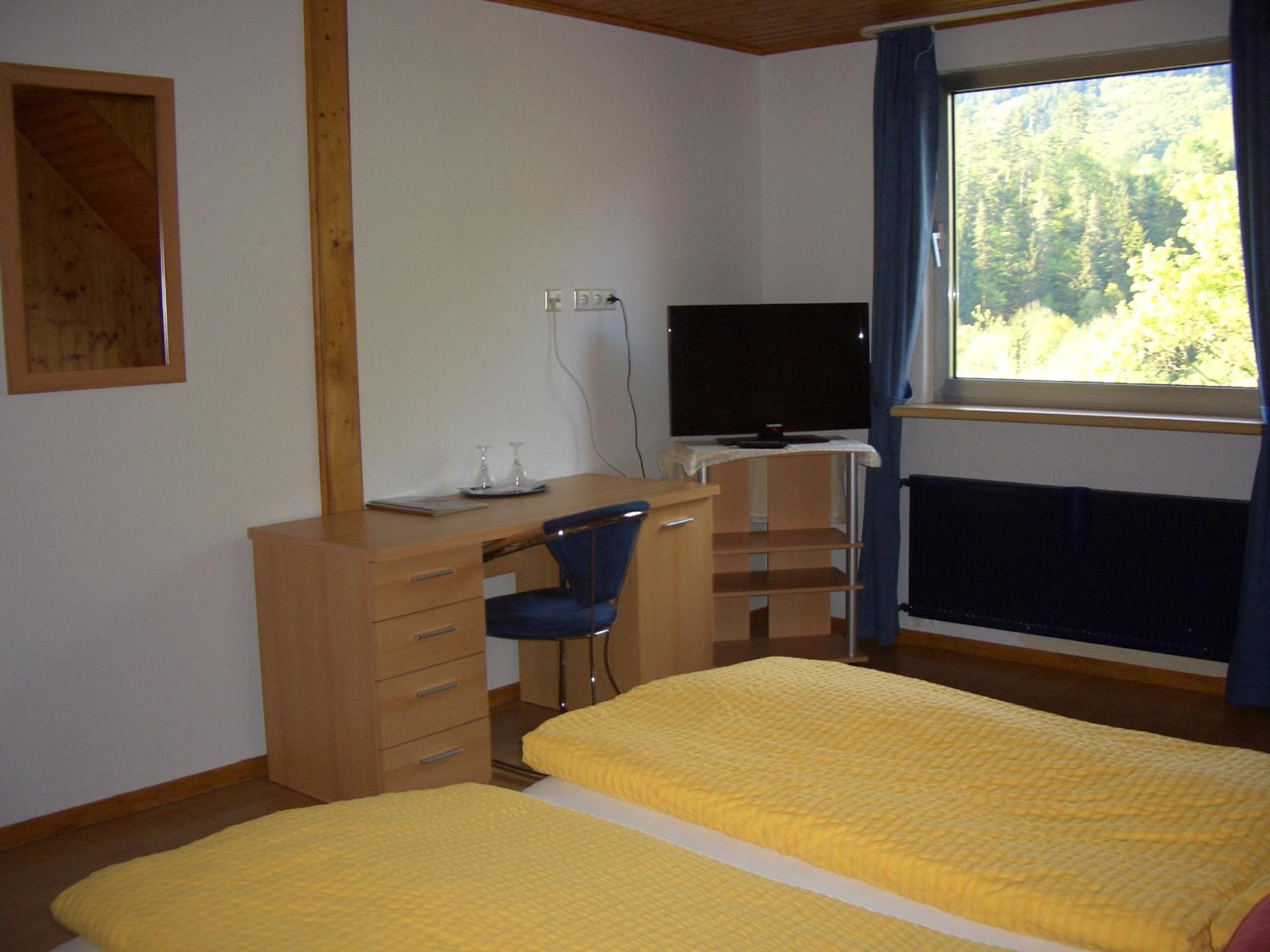 Double Room - Photo 2