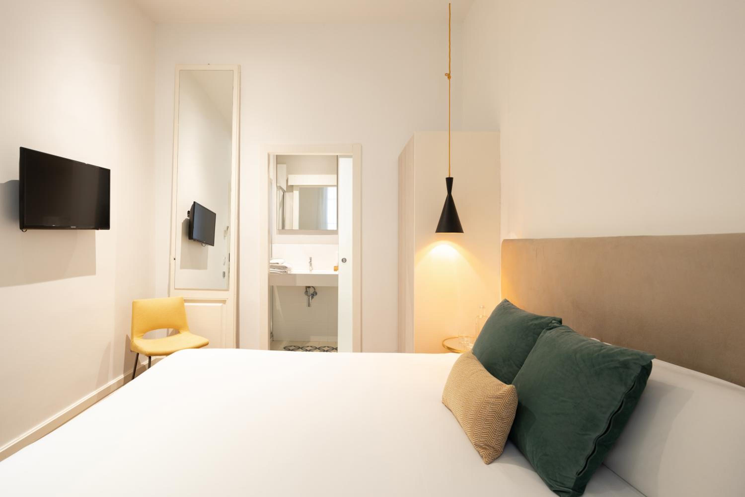 Small Double Room photo 3