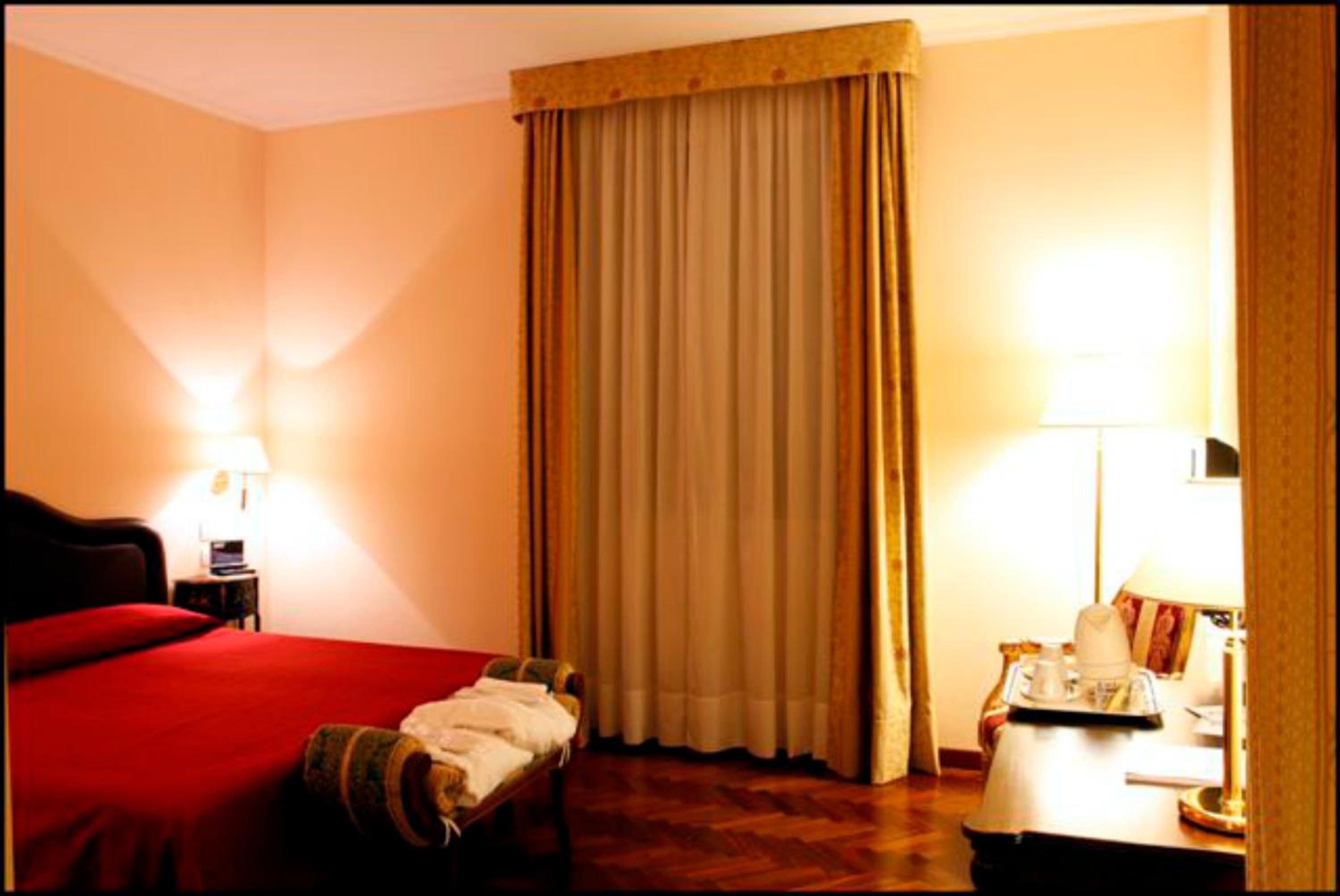 Standard Triple Room - Photo 1
